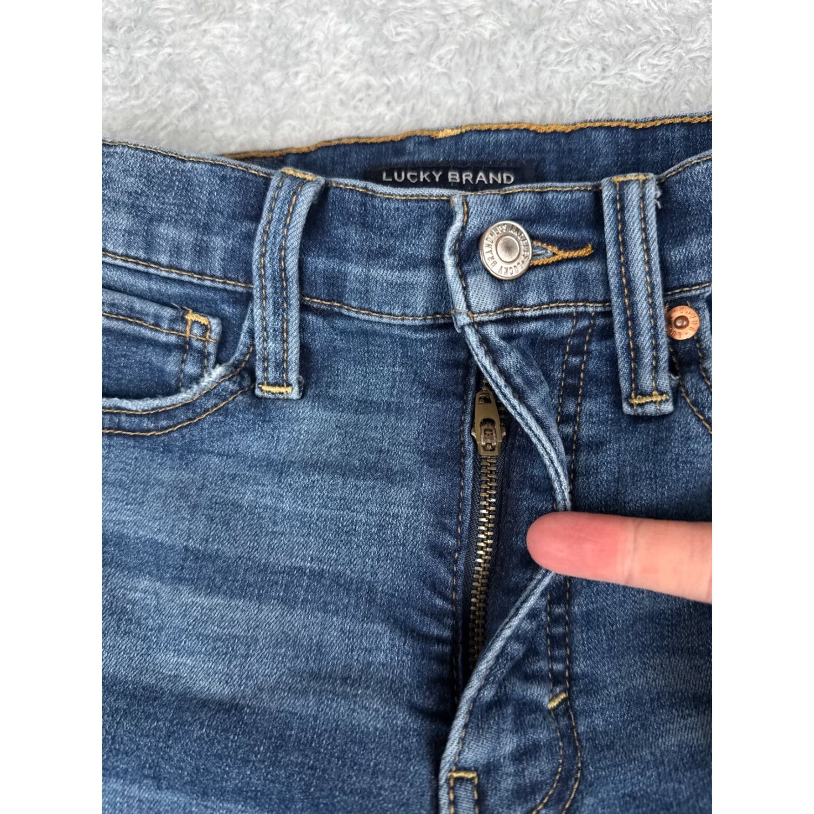 Lucky Brand Lucky Brand Jeans Women 24 Blue Denim Skinny Tapered Mid Rise Cotton Blend 24x27 Jeans Size 42" / US 20 - 5 Thumbnail
