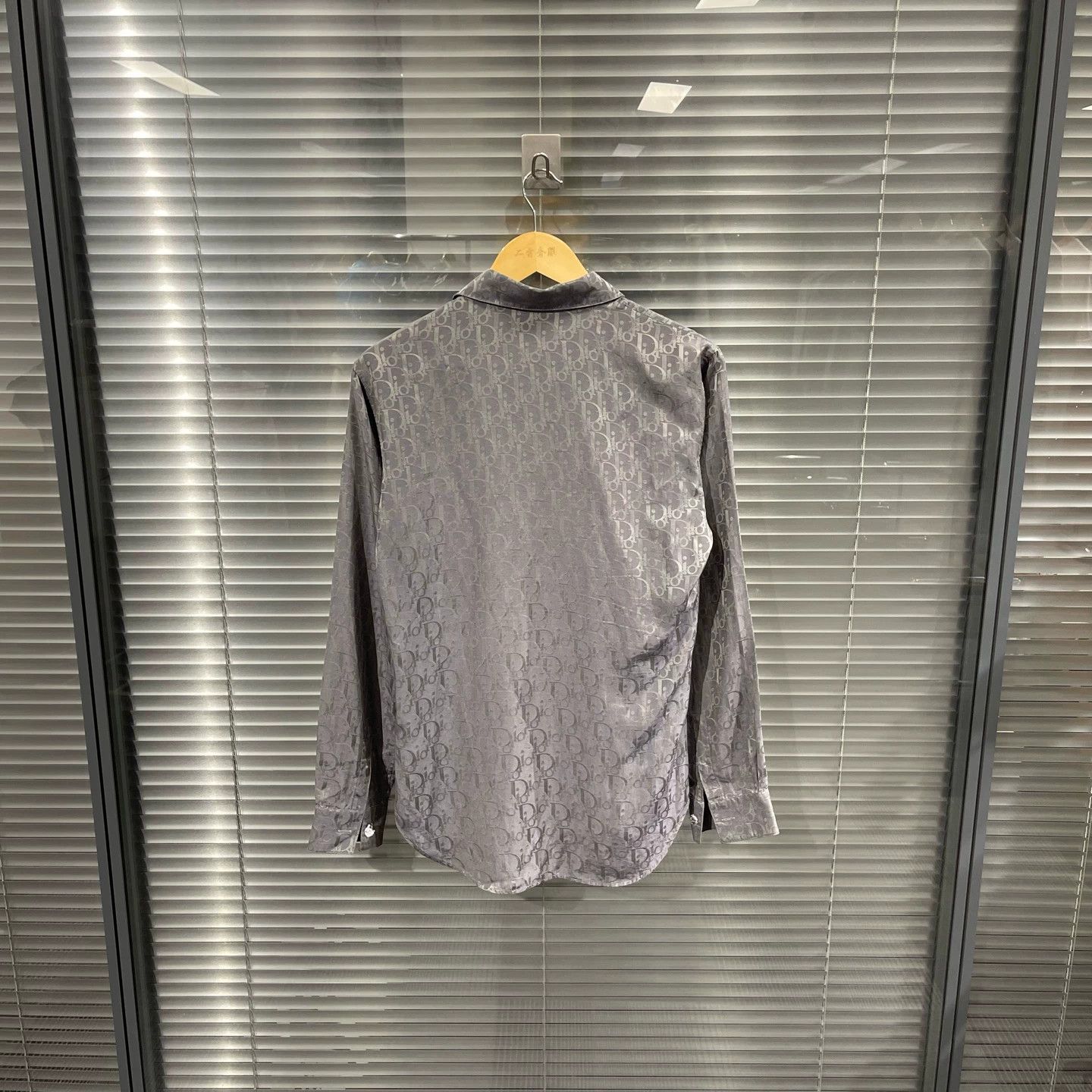 Dior Dior Oblique Silk Shirt 38 Like New Size US S / EU 44-46 / 1 - 2 Thumbnail