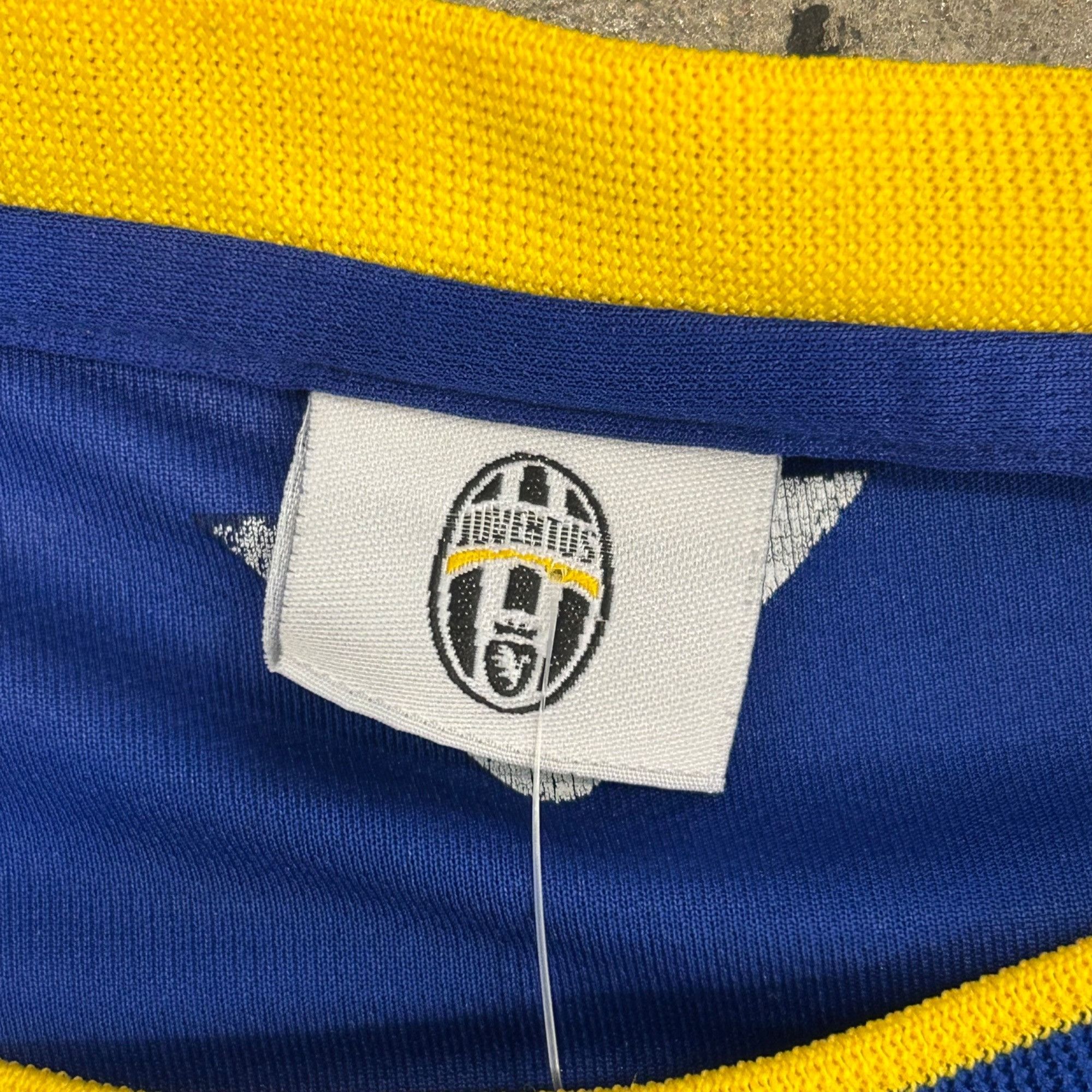 Vintage Juventus Soccer Jersey Blue & Yellow #7 Jeep Logo Mens Dri-F Size US M / EU 48-50 / 2 - 3 Thumbnail