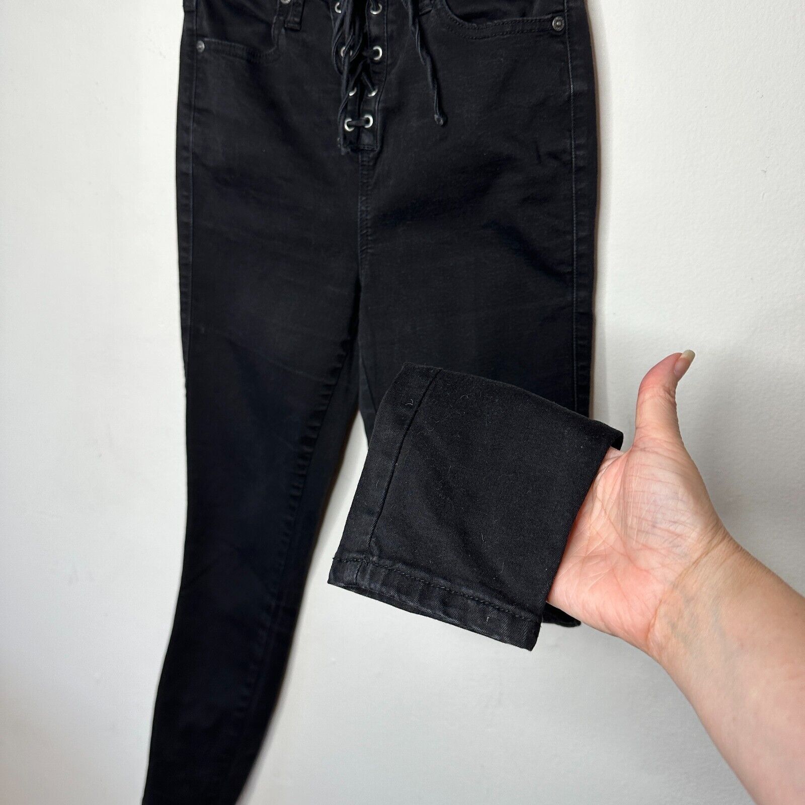 Other G By Guess Stone Black Lace-Up High Waist Skinny Jeans 28 Size 28" / US 6 / IT 42 - 2 Thumbnail
