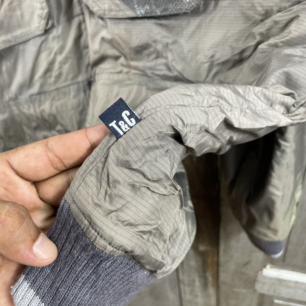 Japanese Brand T&C Surf Design Windbreaker Jacket Size US L / EU 52-54 / 3 - 7 Thumbnail