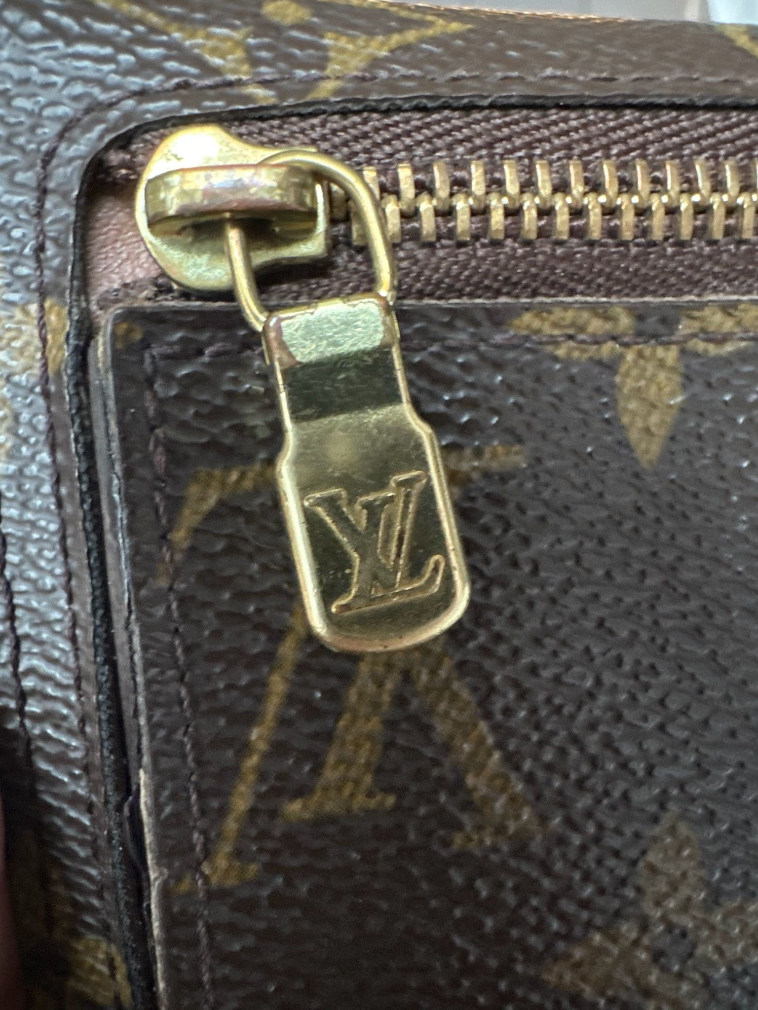 Louis Vuitton Louis Vuitton Koala Wallet LV Monogram Brown Canvas Size ONE SIZE - 13 Thumbnail