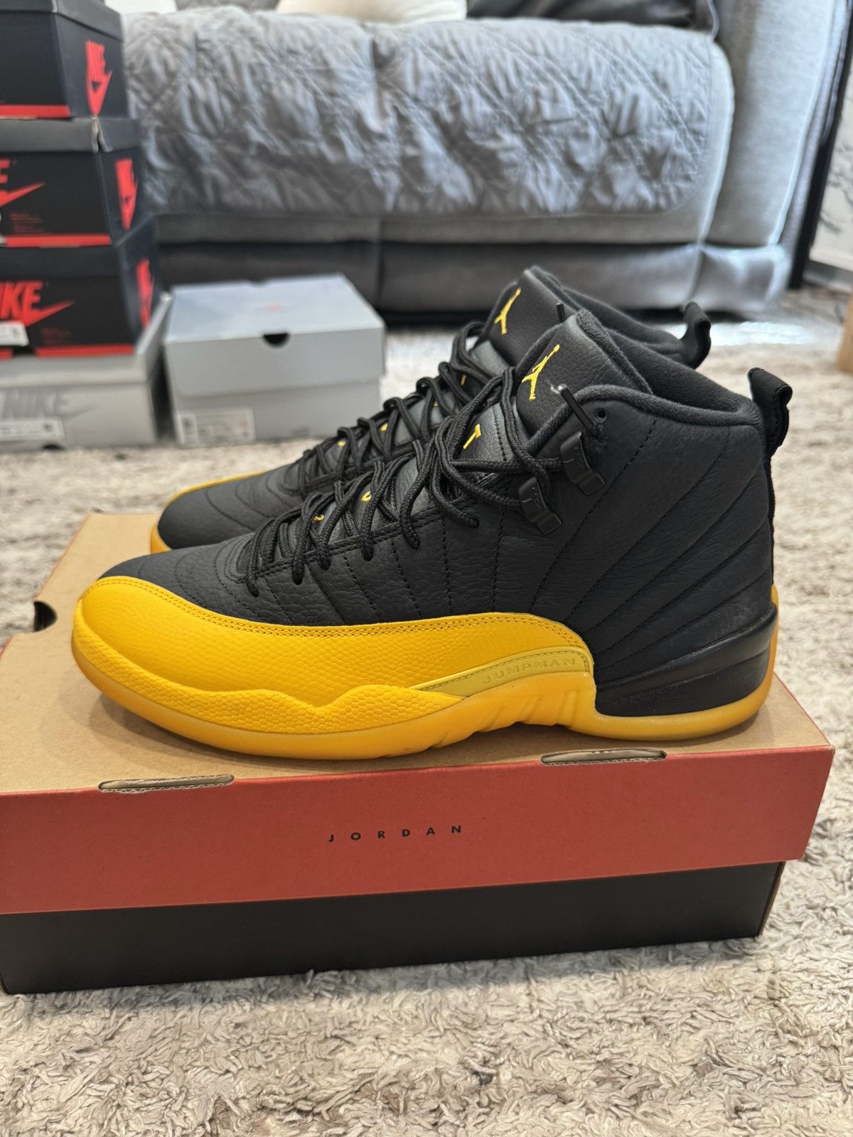 Jordan Brand Air Jordan 12 Retro Size US 10 / EU 43 - 3 Thumbnail