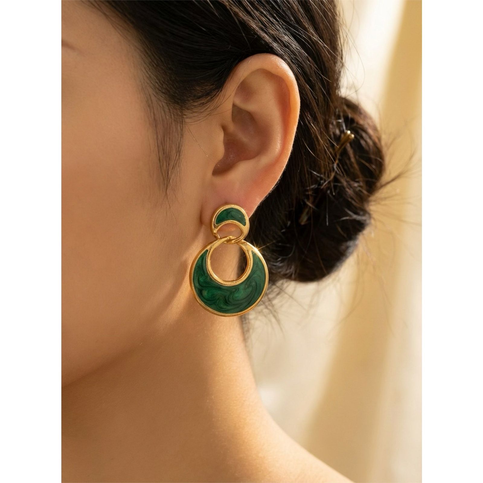 Other Vintage Green Enamel Double Hoop Drop Earrings Gold Tone Size ONE SIZE - 2 Thumbnail