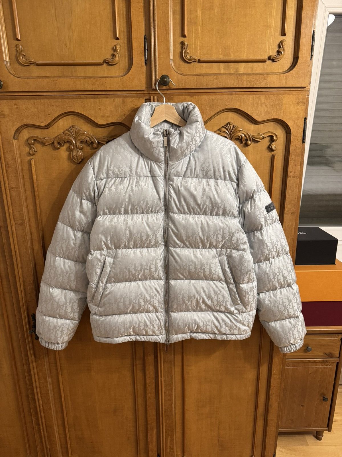Dior *NEW* Dior Oblique Puffer Jacket Silver Size US M / EU 48-50 / 2 - 1 Thumbnail