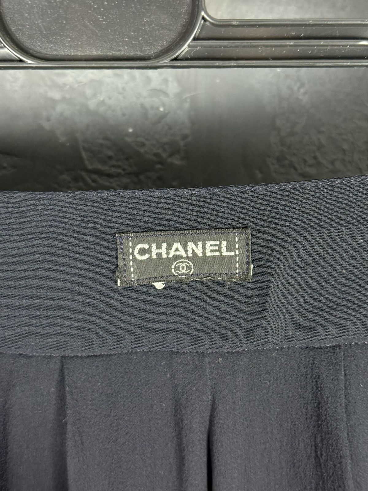 Chanel Vintage Chanel Mid-Length Women’s Skirt Size 28" / US 6 / IT 42 - 8 Thumbnail