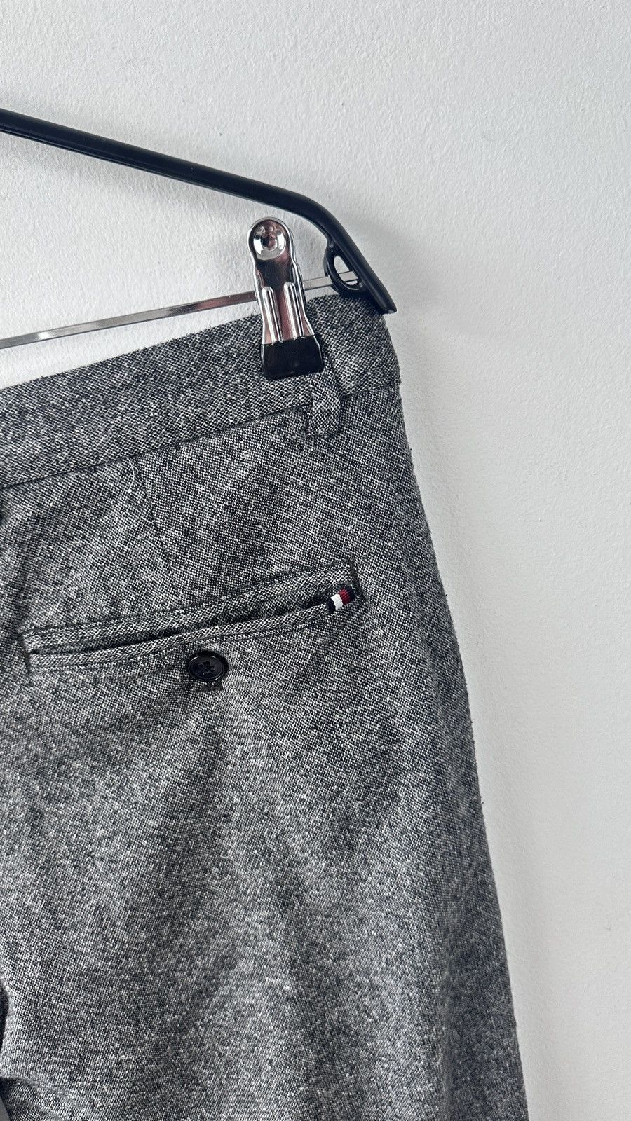 Tommy Hilfiger Tommy Hilfiger Italian Fabric Hampton Chino Pants 33/32 Size US 33 - 10 Thumbnail