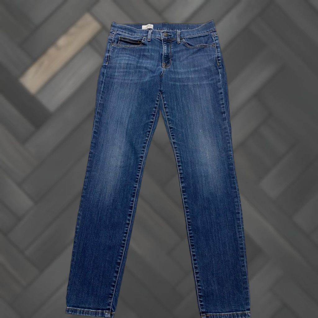Gap Gap 1969 Jeans Womens Size 28 Blue Skinny Short Legging Denim 5-Pocket Design Adult Womens Size 28" / US 6 / IT 42 - 1 Thumbnail