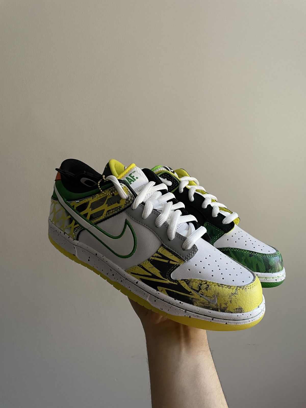 Nike What The Duck Oregon nike dunk Size US 10 / EU 43 - 2 Thumbnail