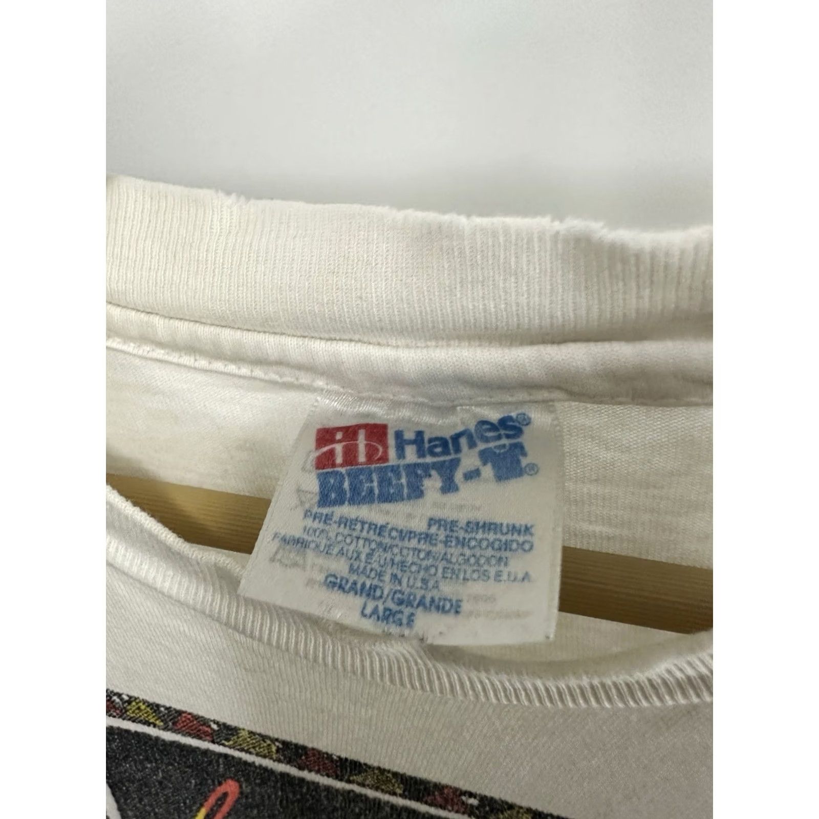 Hanes VTG 90s Hanes T-Shirt White XL Short Sleeve Mens Drug Alcohol Recovery CSAP Drug Addiction sobriety NA NA Alcohol Anonymous Narcotics Anonymous We Size US L / EU 52-54 / 3 - 3 Thumbnail