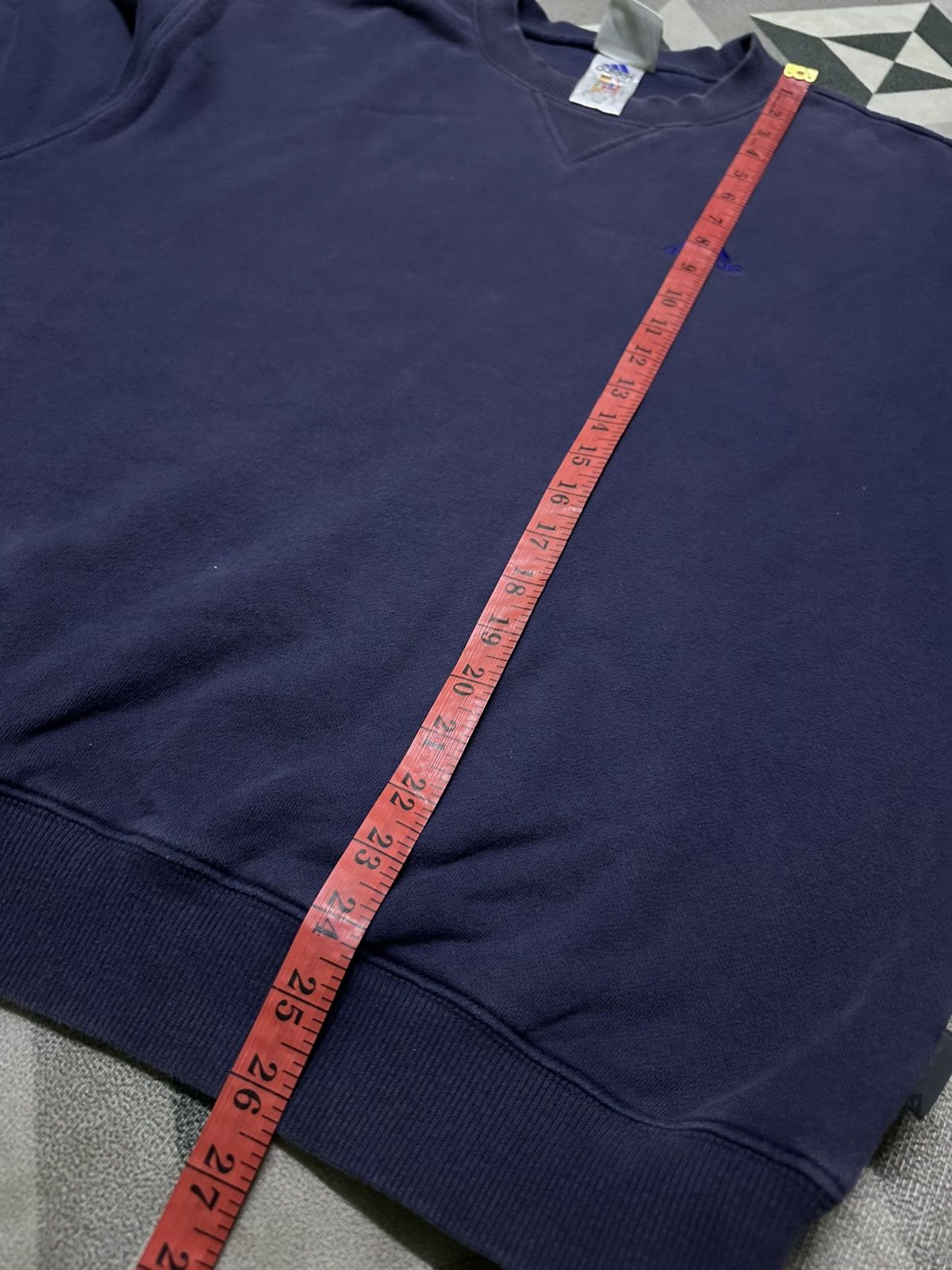 Adidas vintage Adidas navy blue crewneck sweatshirt Size US L / EU 52-54 / 3 - 7 Thumbnail