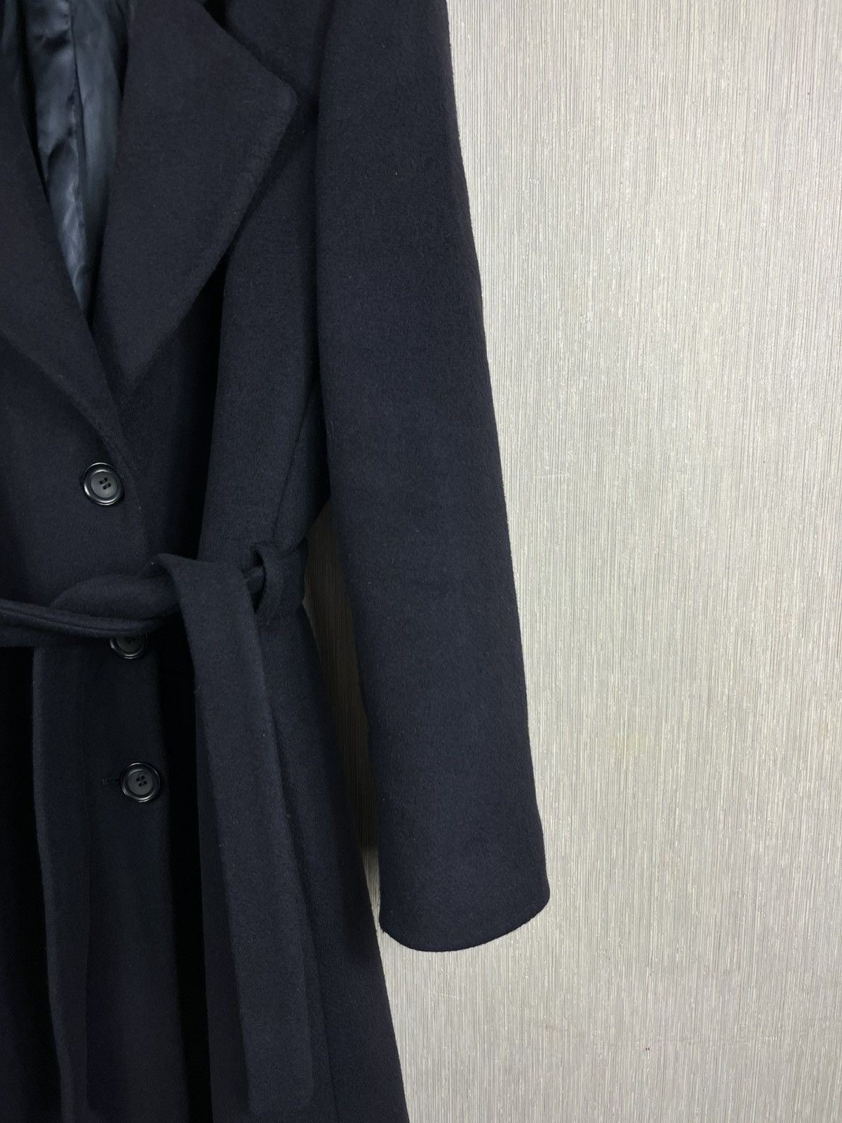 Emporio Armani Emporio Armani wool long navy luxury coat jacket Italian Size L / US 10 / IT 46 - 8 Thumbnail