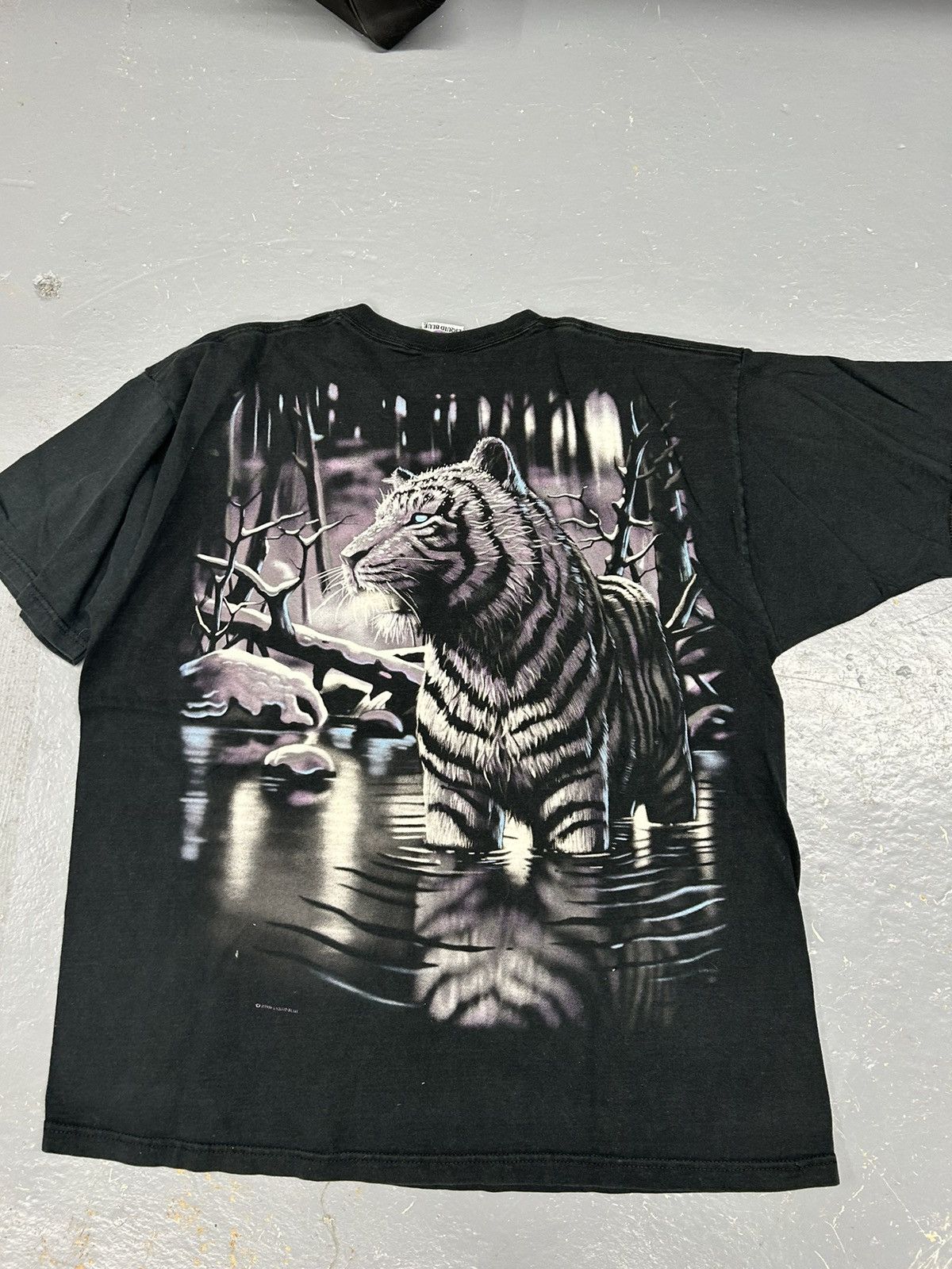 Liquid Blue Crazy Vintage Liquid Blue Tiger All Over Print Black T-Shirt Size US XL / EU 56 / 4 - 2 Thumbnail