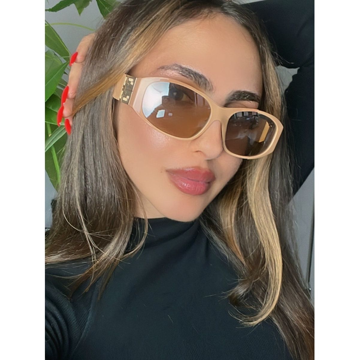 Givenchy NEW Givenchy GV40054I Beige Monogram Logo Sunglasses Size ONE SIZE - 1 Thumbnail