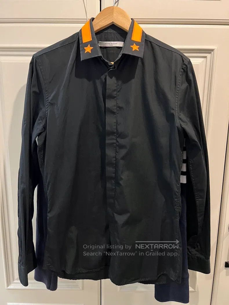 Givenchy Givenchy size 39 Collar Five Star Black Shirt Size US S / EU 44-46 / 1 - 1 Thumbnail