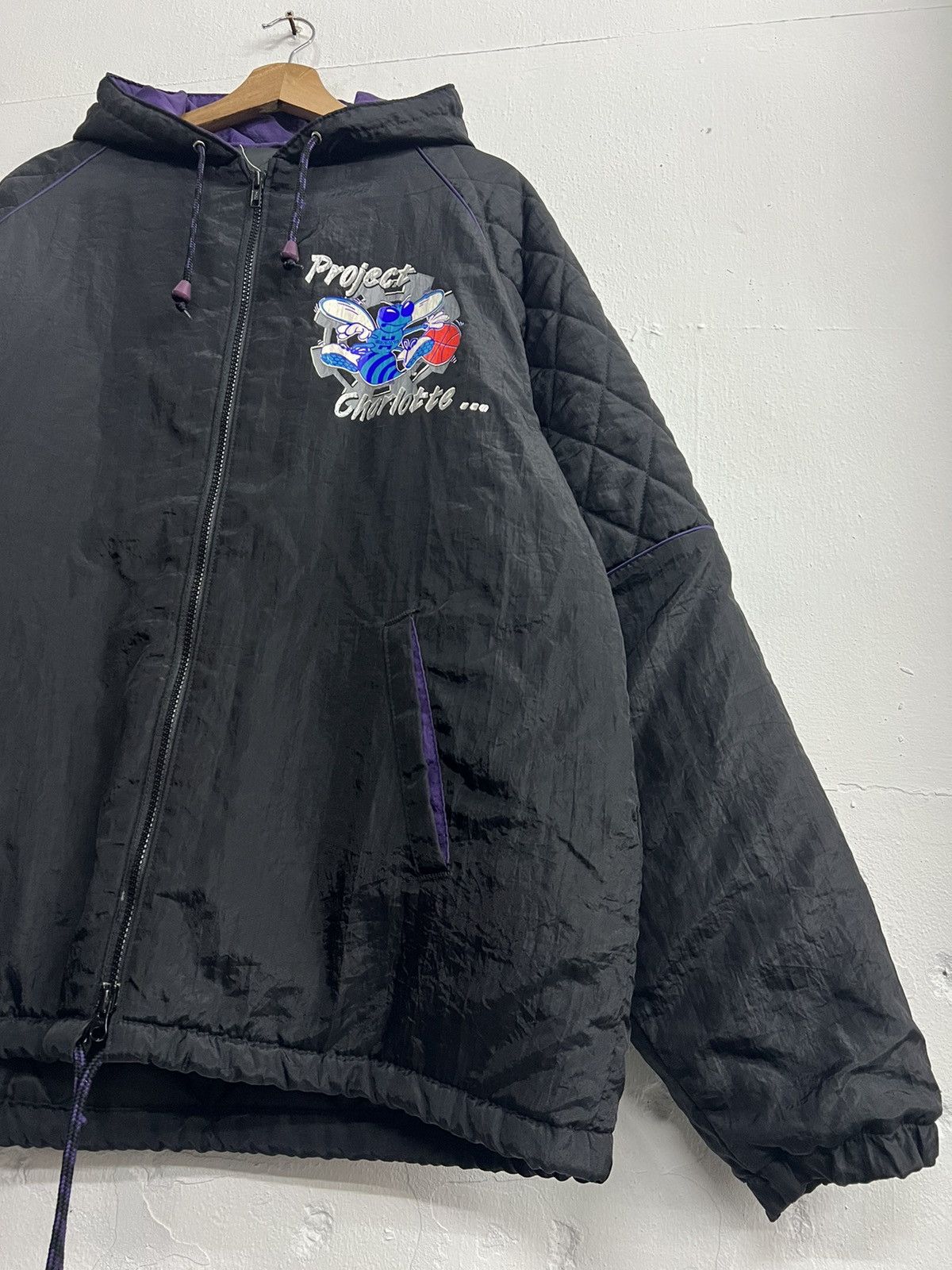 NBA × Vintage Vintage 90s NBA Charlotte Hornets Swingster Jacket Size US L / EU 52-54 / 3 - 4 Thumbnail