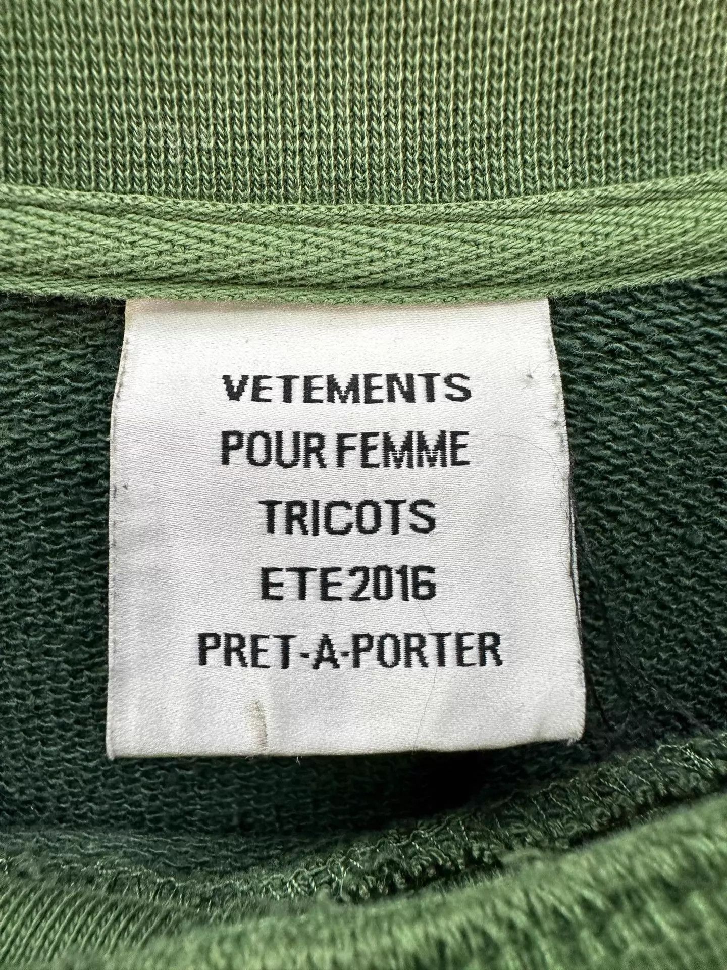 Vetements Vetements x Champion 16SS 2-Sided Dual Neck Hood M Size M / US 6-8 / IT 42-44 - 8 Thumbnail