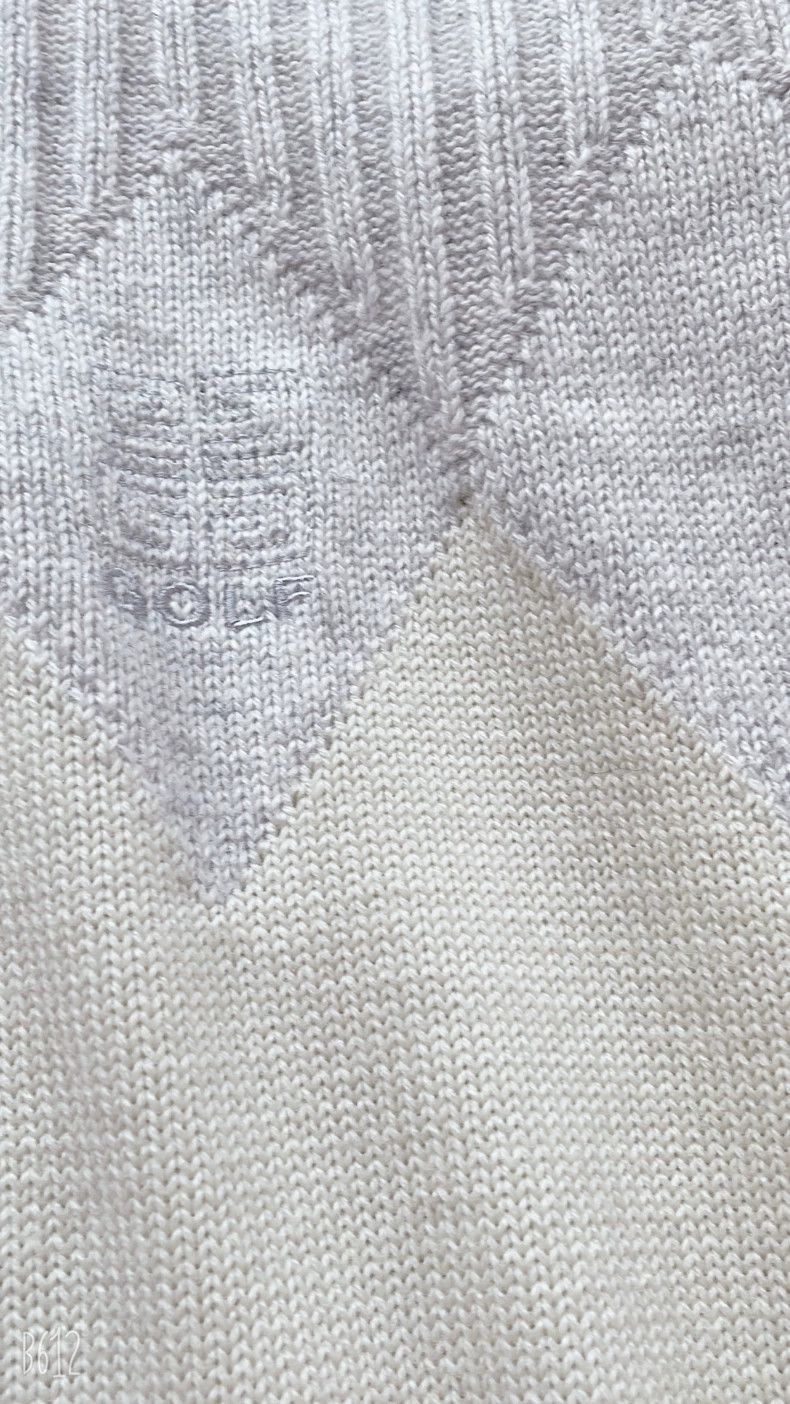 Givenchy givenchy ribbed sweater with diamond design-2507 Size US L / EU 52-54 / 3 - 4 Thumbnail