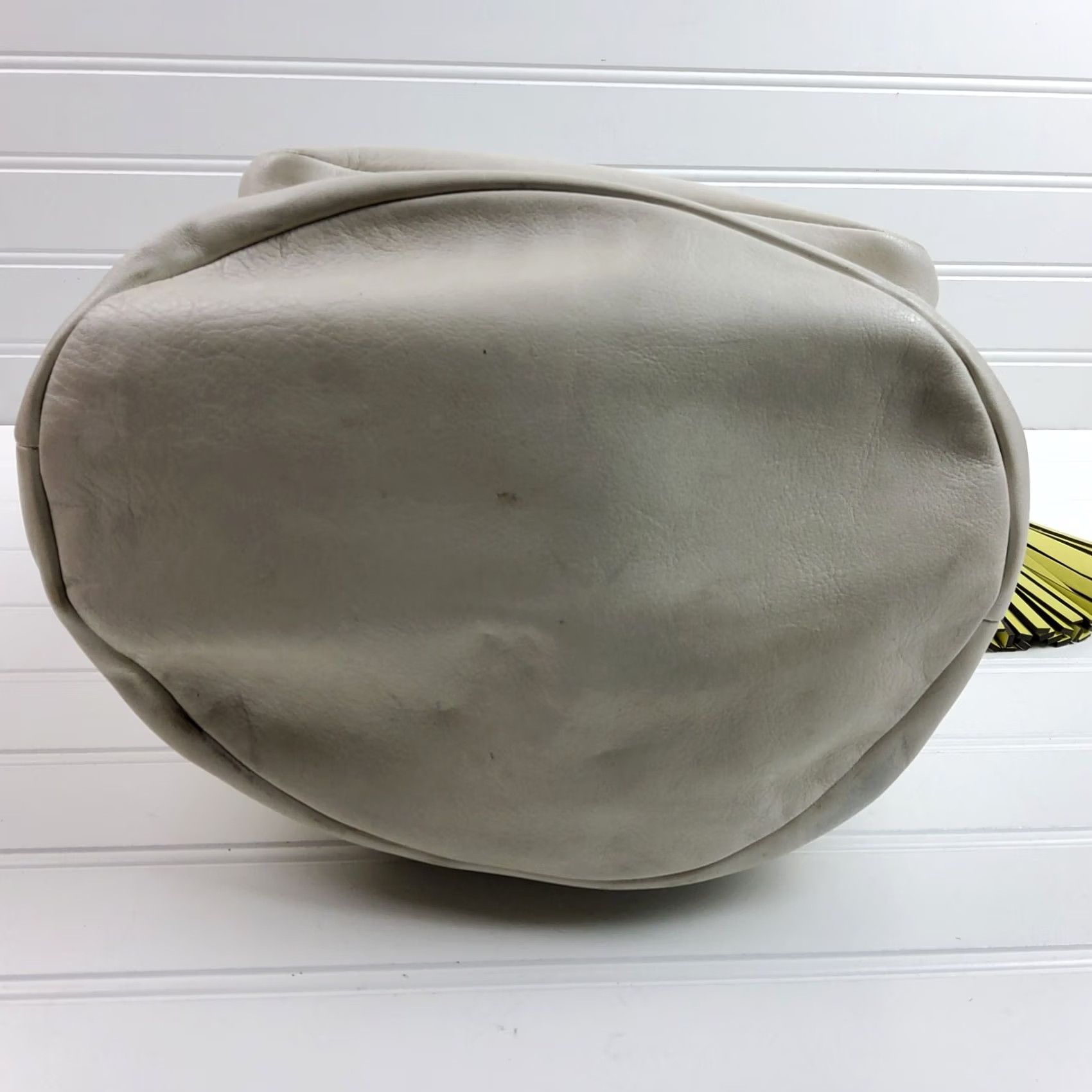 Coach VINTAGE Coach Legacy Archival Two Tone Bucket Bag 22407 Shoulder Handbag Purse Size ONE SIZE - 7 Thumbnail