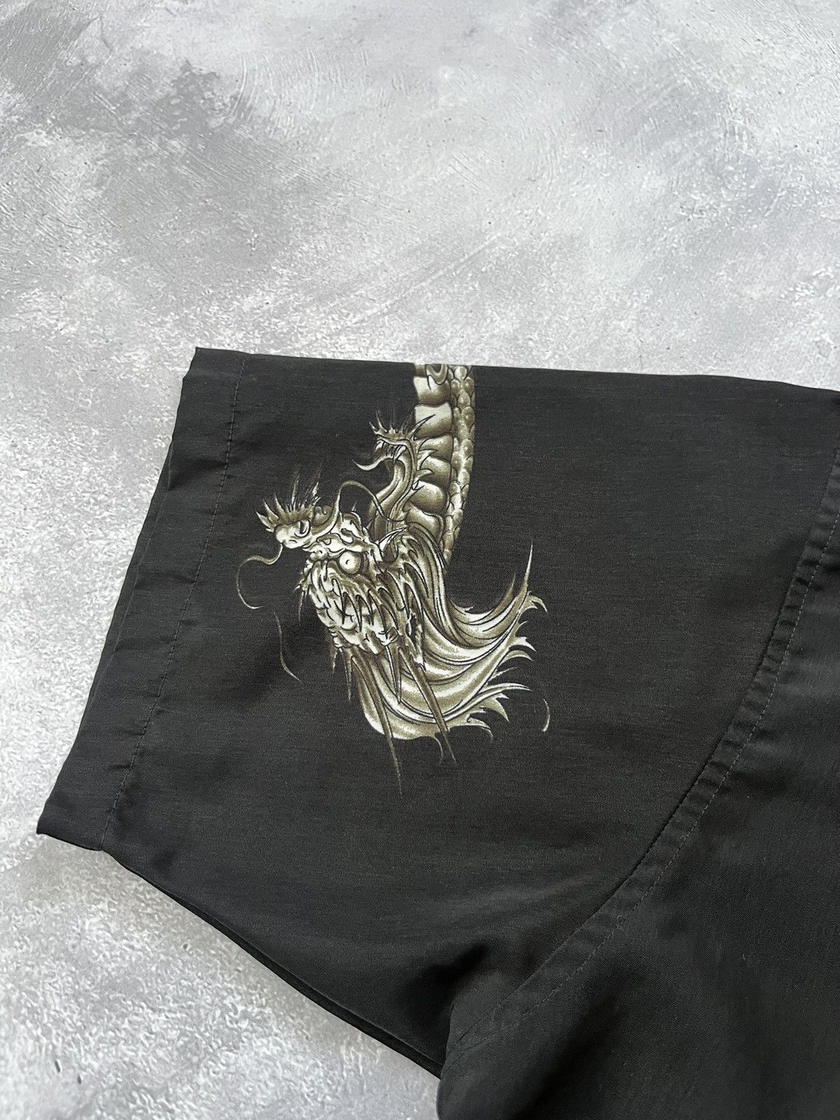 Japanese Brand Dnon Jeans Vintage Japan Dragon Circle B Shirt Y2k Size US S / EU 44-46 / 1 - 4 Thumbnail