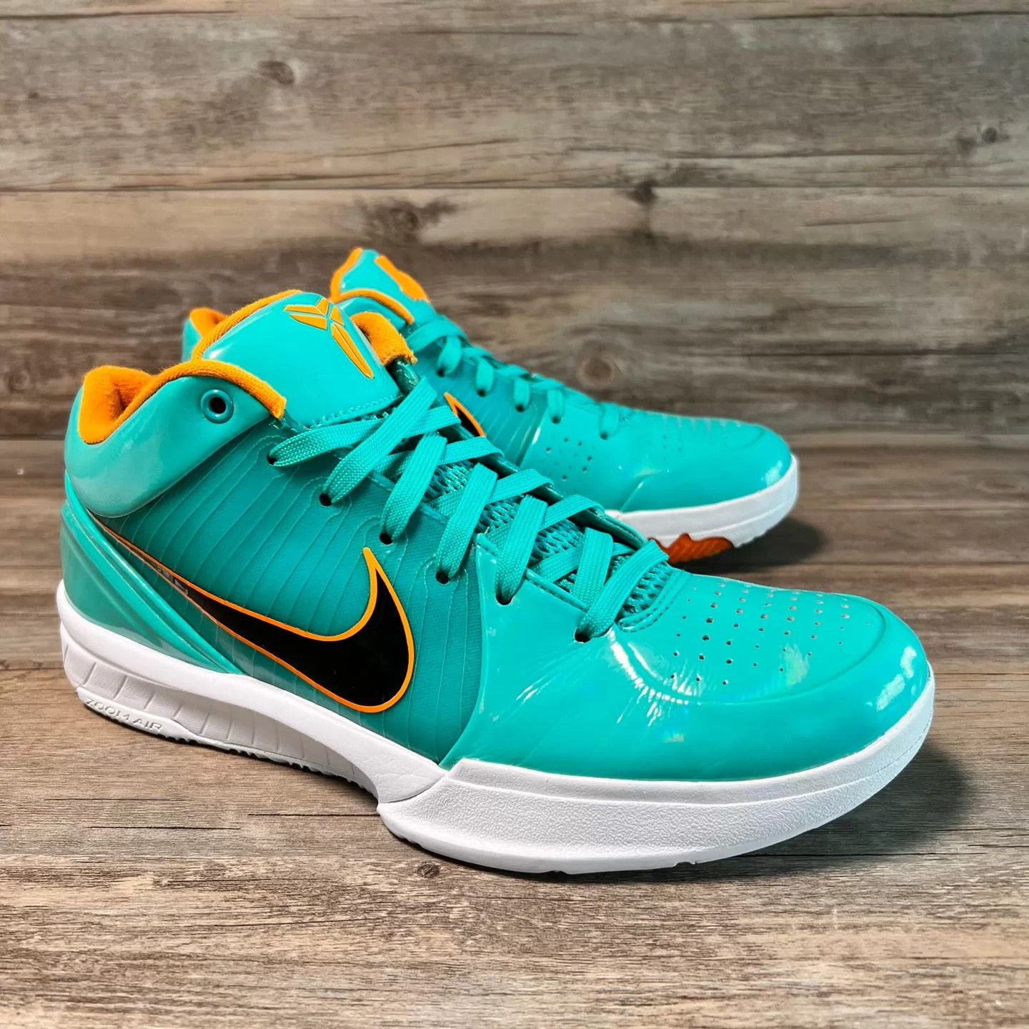Nike Undefeated x Nike Zoom Kobe 4 Lake Green CQ3869-300 42 97New Size US 8.5 / EU 41-42 - 2 Thumbnail