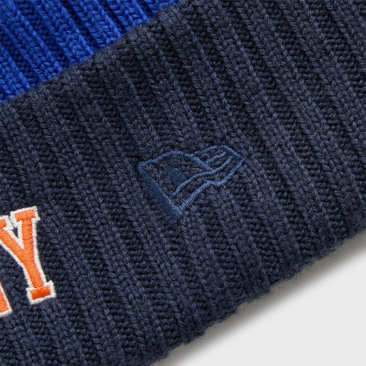 Kith × New Era Kith & New Era New York Knicks All Over Patches Knit Beanie Size ONE SIZE - 6 Thumbnail