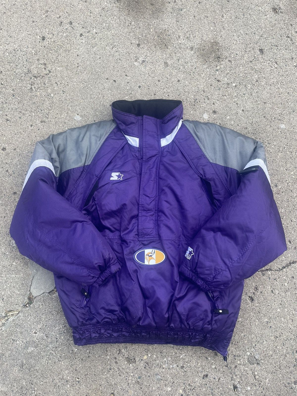 image of Nfl x Starter Vintage Minnesota Vikings Puffer Jacket in Purple, Men's (Size Large)