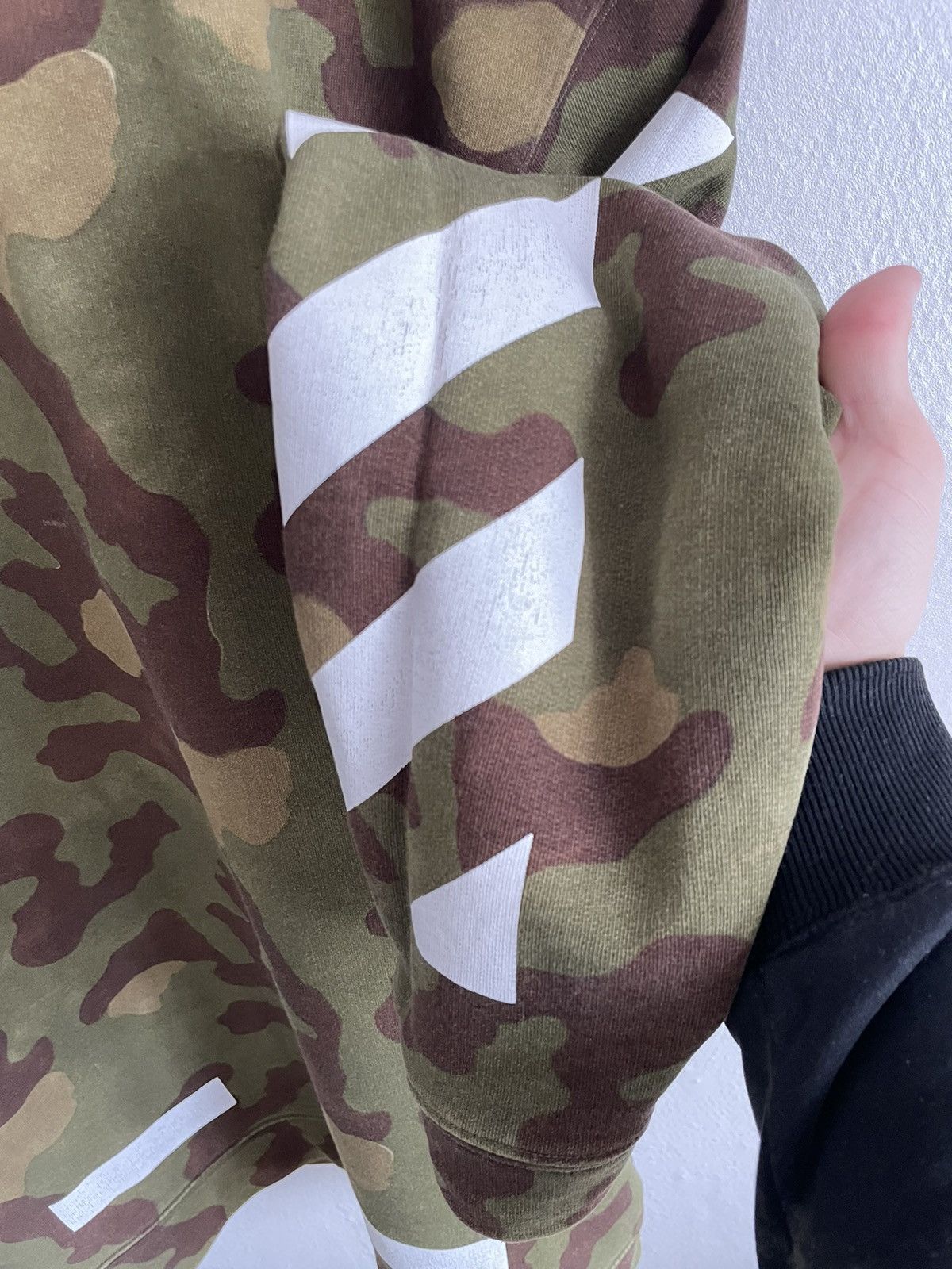 Off-White Off-White Oversized Camo Crewneck Arrow Jumper Sweatshirt 17 Size US S / EU 44-46 / 1 - 8 Thumbnail