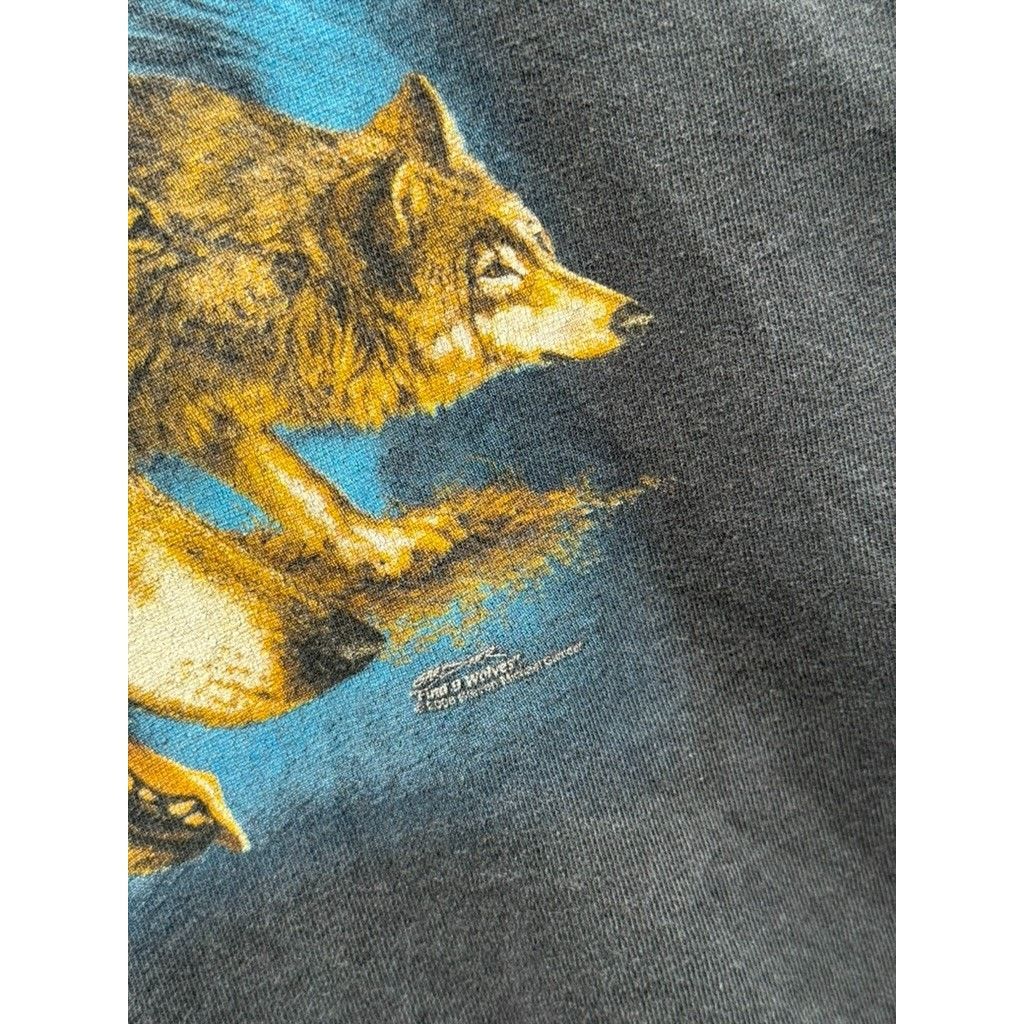 Delta × Vintage 2008 Wolf Pack Nature Animal Graphic Tee Size US XXL / EU 58 / 5 - 5 Thumbnail