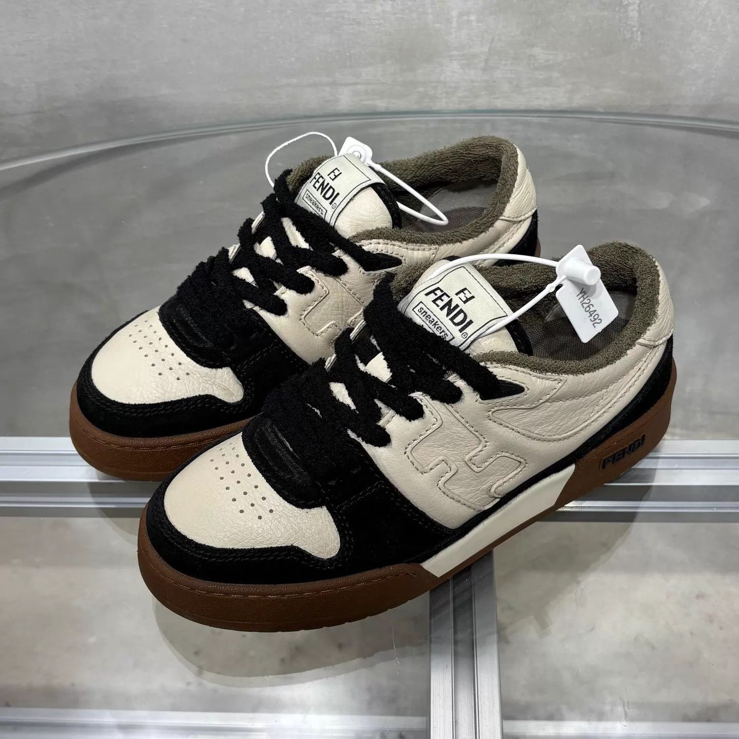 Fendi Fendi Match Black White Brown Sneakers 37 Size US 6.5 / IT 36.5 - 2 Thumbnail