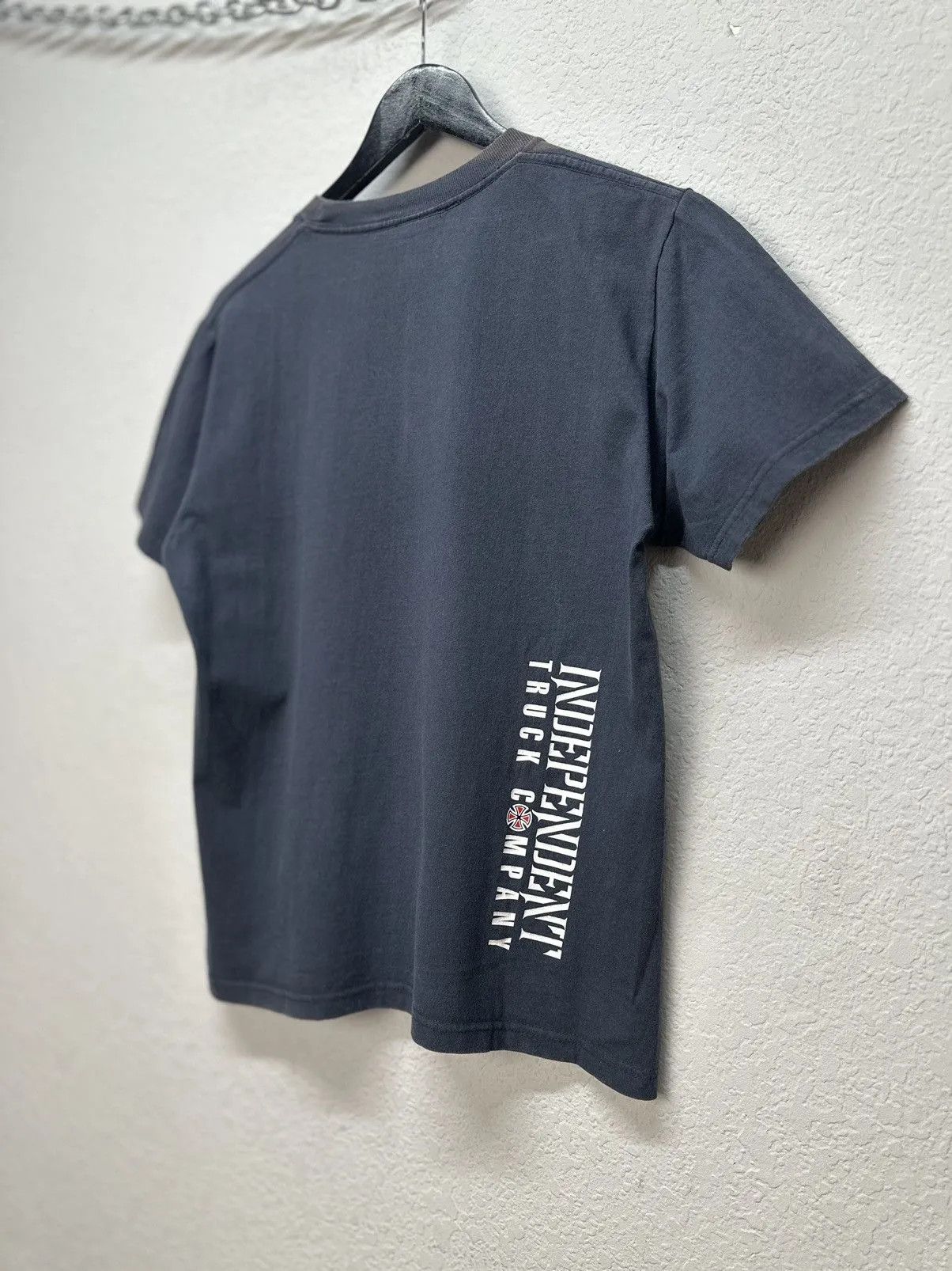 Independent Truck Co. Vintage Independent Faded VTG Distressed No Fear Work Wear Size US M / EU 48-50 / 2 - 11 Thumbnail