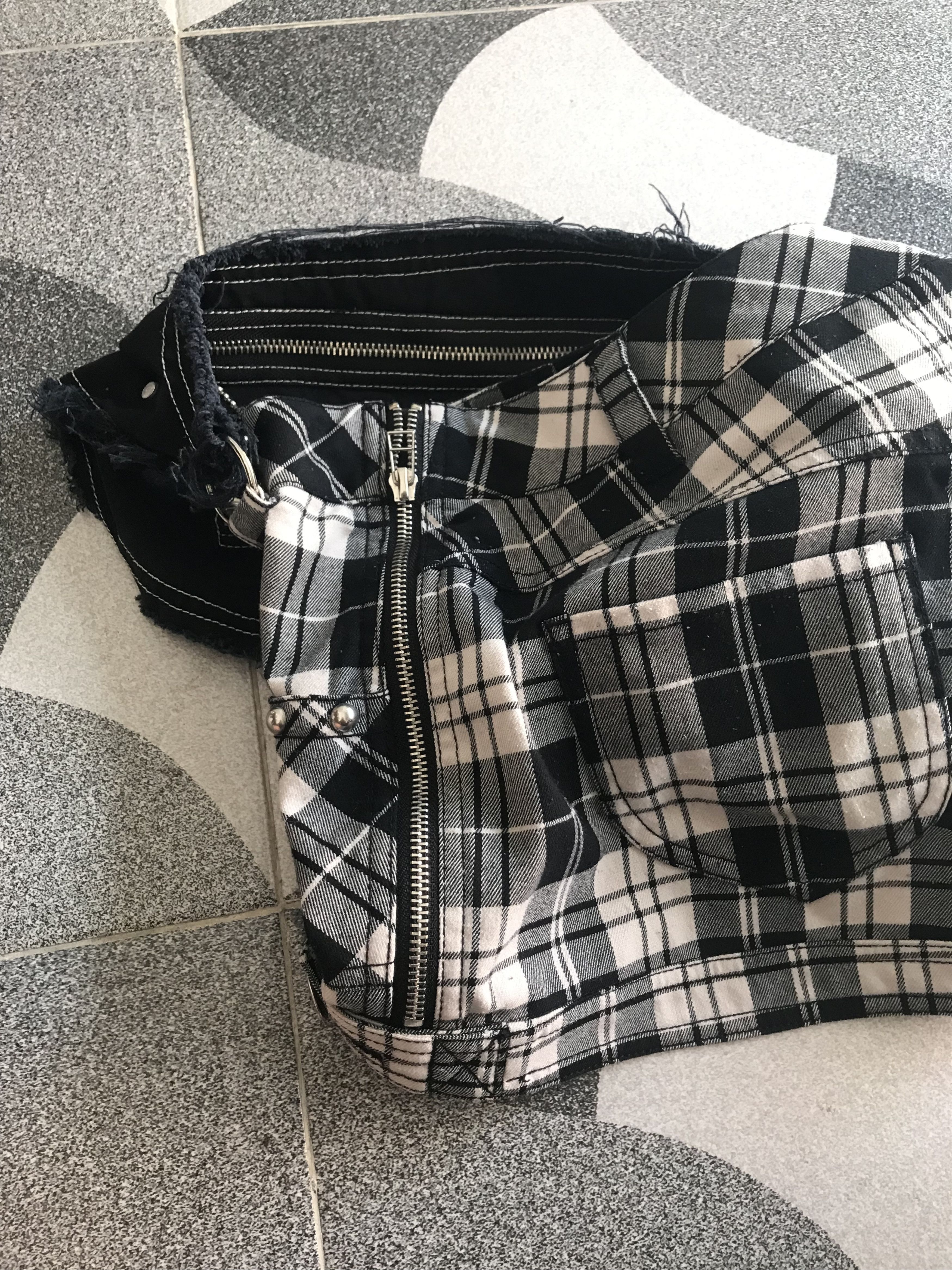 14th Addiction × If Six Was Nine × Le Grande Bleu (L.G.B.) Y2K Algonquins Shorts Size 30" / US 8 / IT 44 - 8 Thumbnail