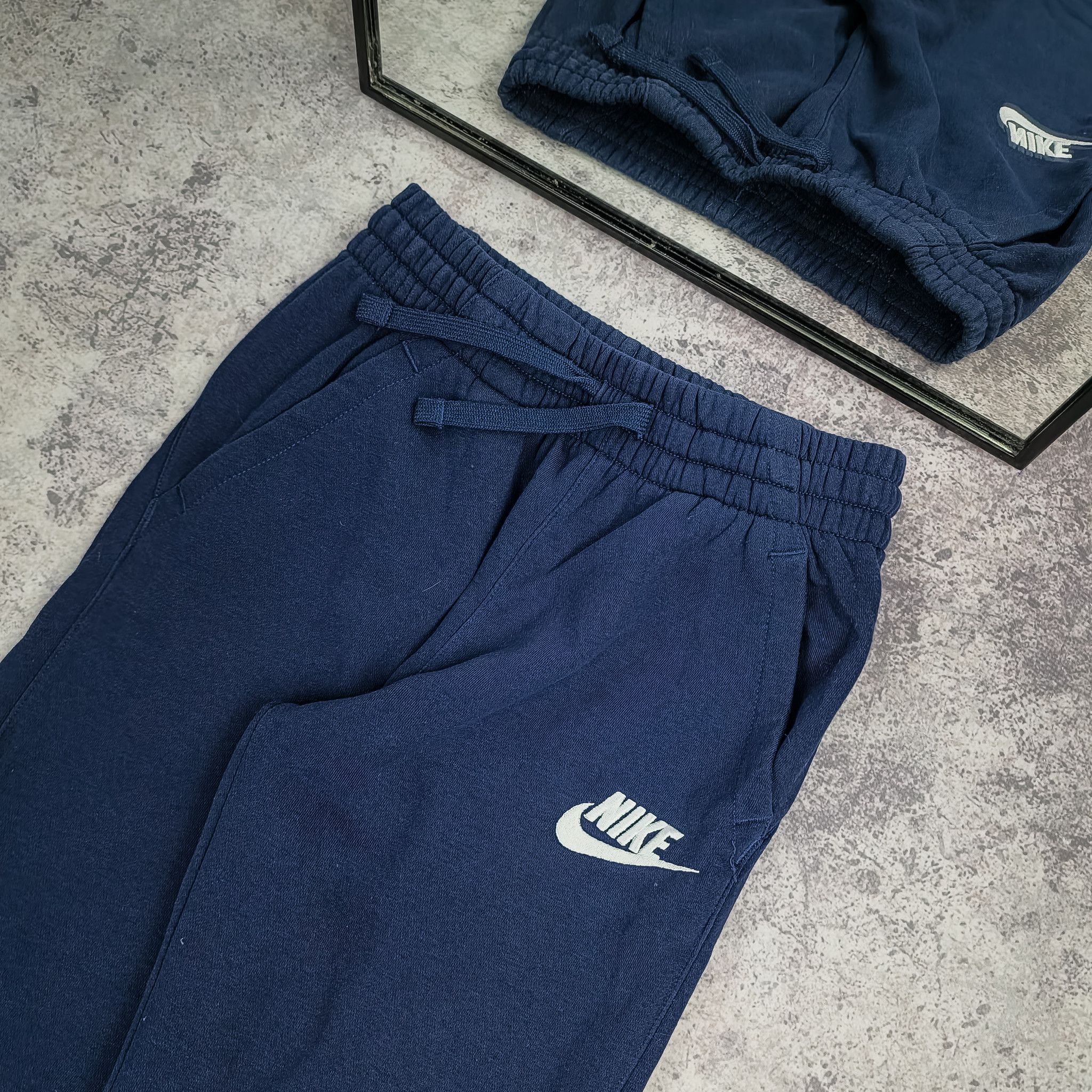 Nike nike sweatpants Size US 30 / EU 46 - 2 Thumbnail