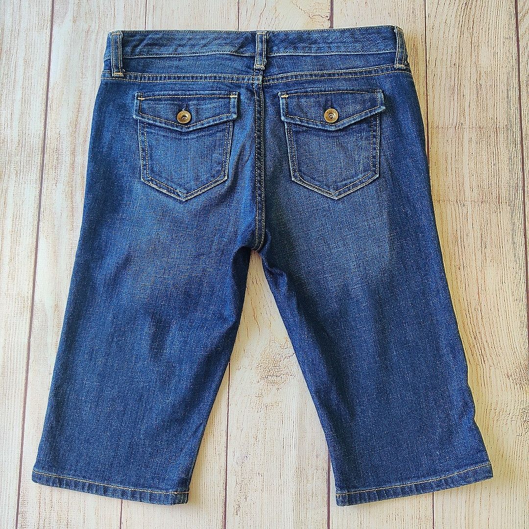 Banana Republic Banana Republic denim Bermuda shorts sz 26R Size 26" / US 2 / IT 38 - 1 Thumbnail