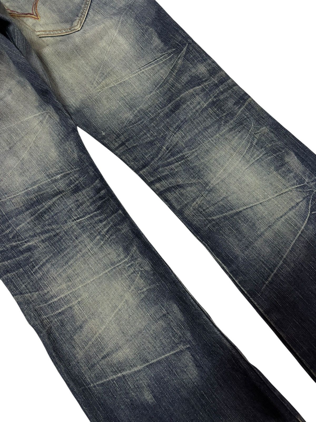 Edwin Vtg Edwin Blue Trip Japan 500 Flared Distressed Jeans Size US 31 - 7 Thumbnail