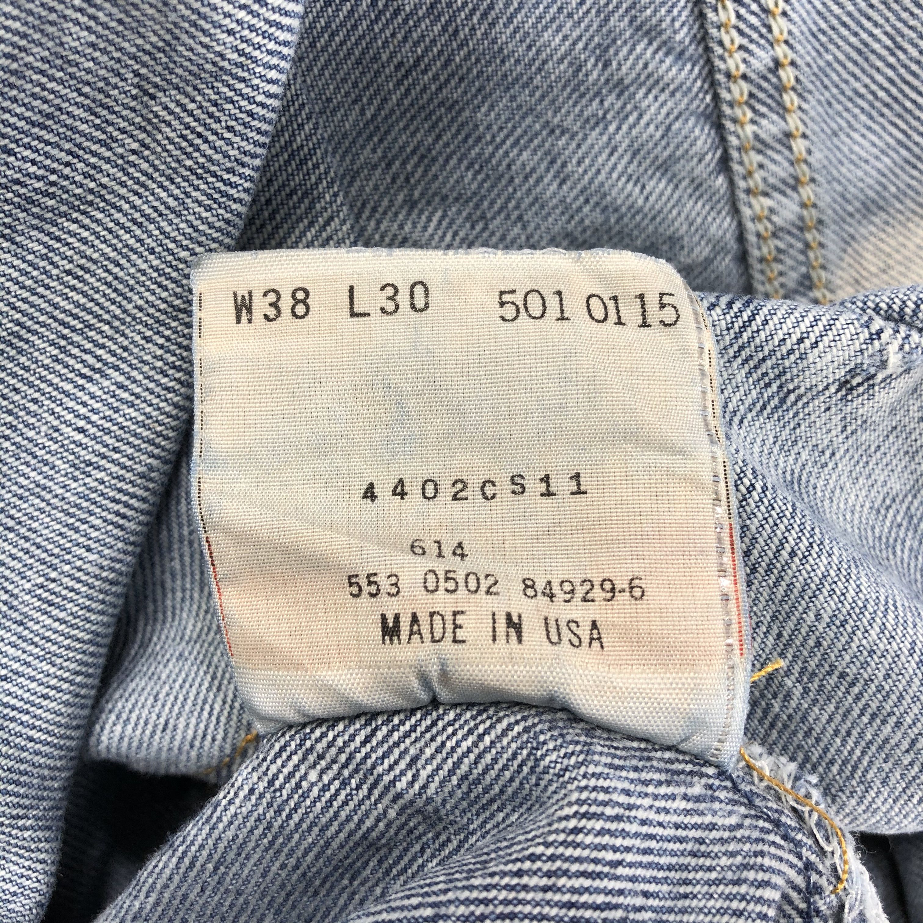 Levi's Vintage 90s Blue Wash Levis 501 Jeans-JM2401 Size US 35 - 11 Thumbnail