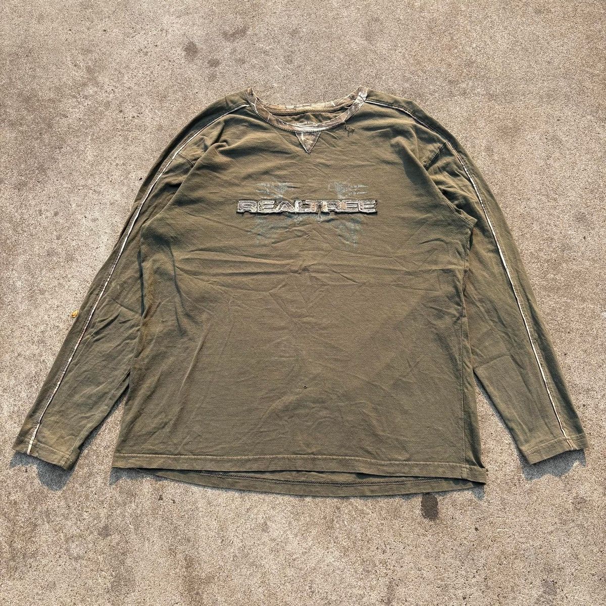 Realtree RealTree Embossed Logo Long Sleeve Tee Faded Size US L / EU 52-54 / 3 - 1 Thumbnail