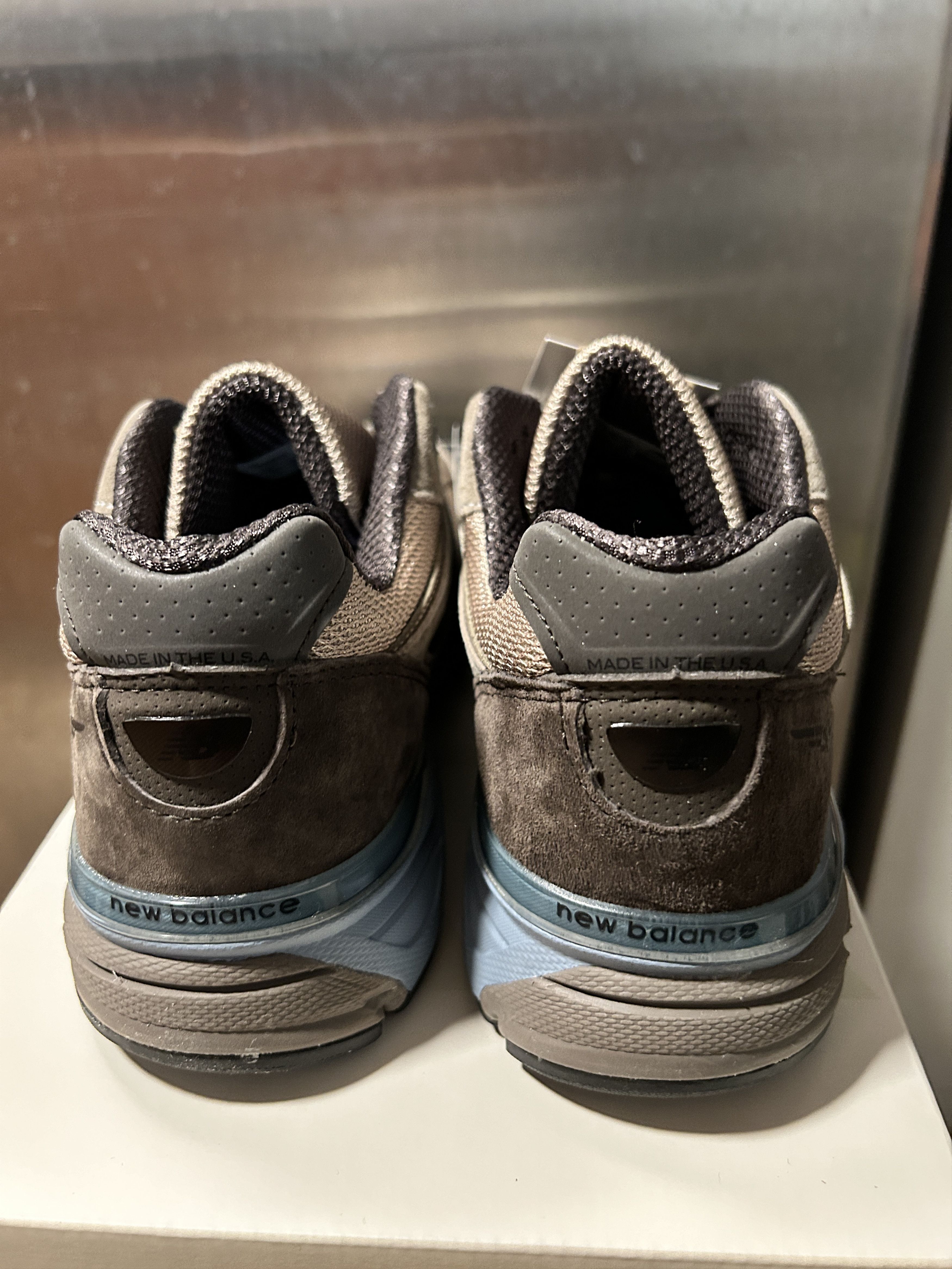 Auralee × New Balance New Balance 990v4 MiUSA Auralee Size US 7 / EU 40 - 4 Thumbnail