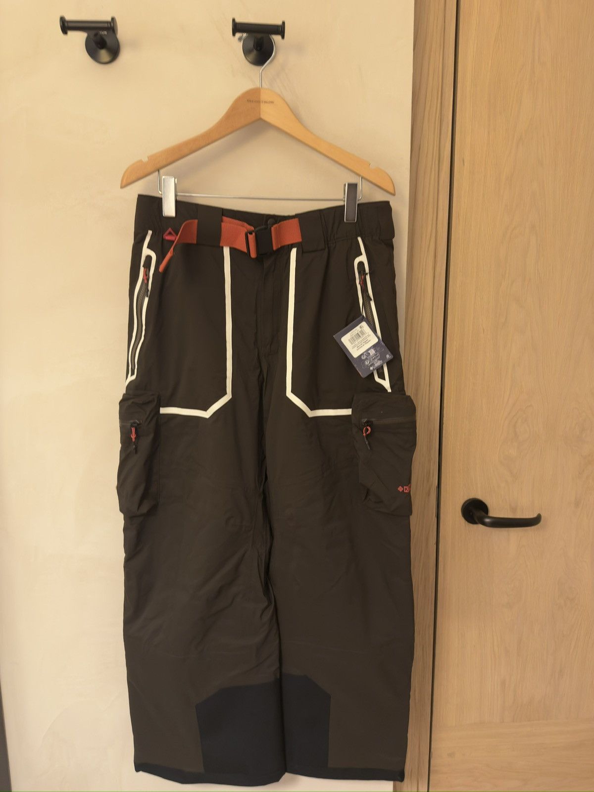 Columbia × Kith Kith for Columbia 2L ski pants size M Size US 39 - 1 Thumbnail