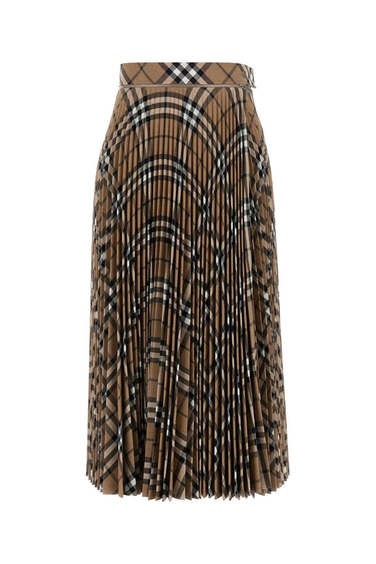 Burberry Embroidered Polyester Blend Skirt Size 25" / US 0 / IT 36 - 1 Thumbnail