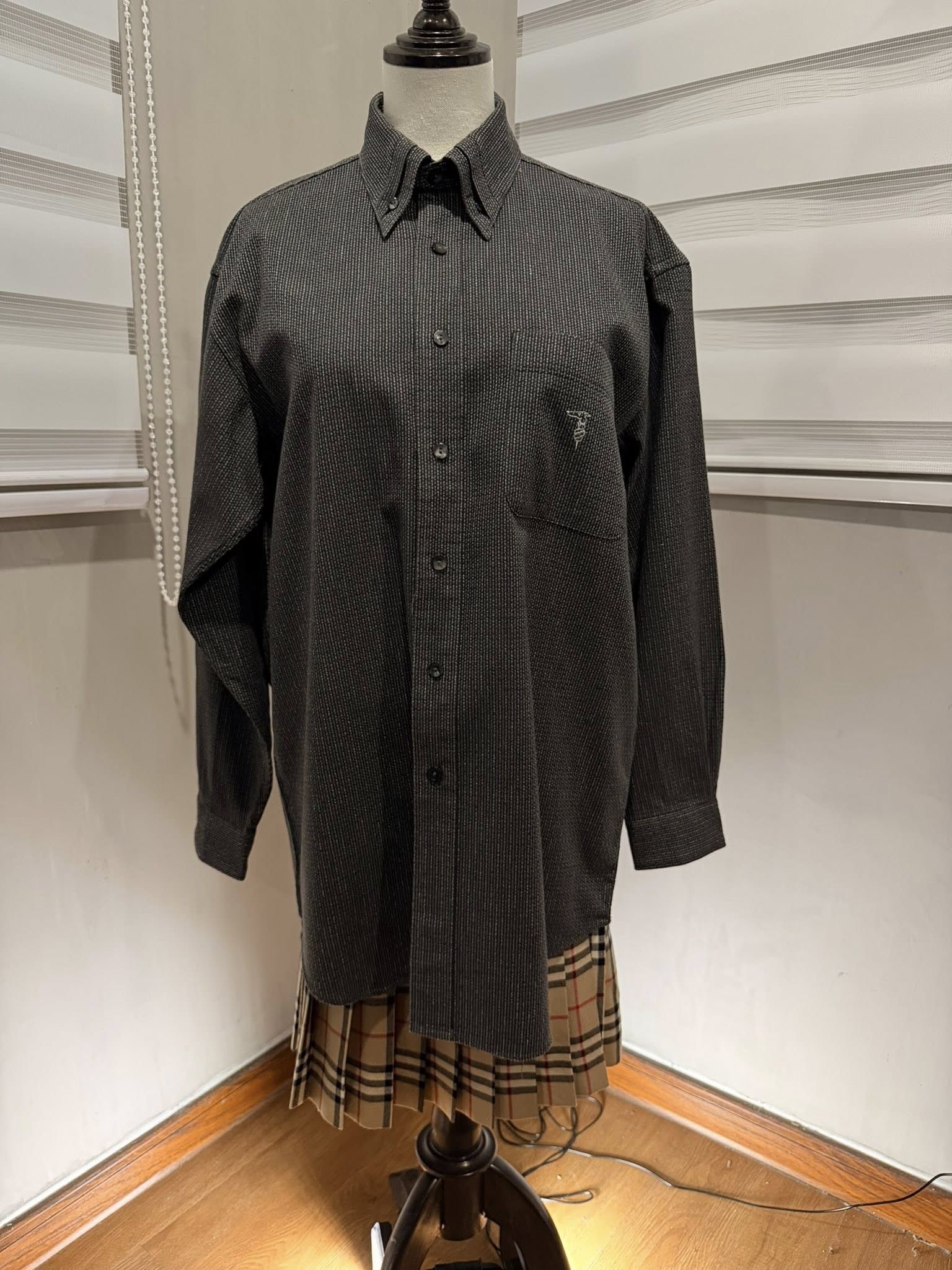 Trussardi Vintage TRUSSARDI button up M 2168 Size US M / EU 48-50 / 2 - 1 Thumbnail