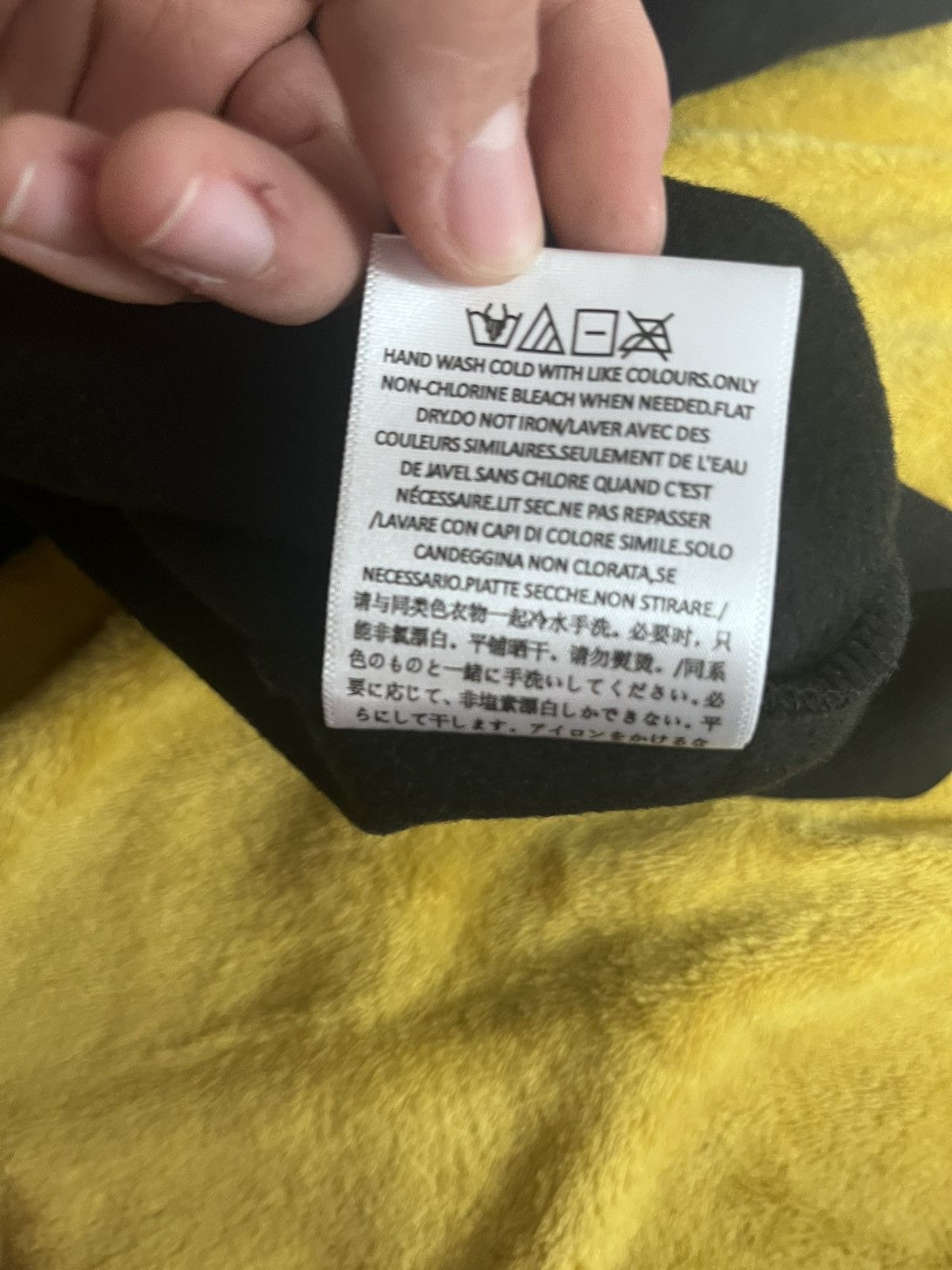 Essentials Black essential hoodie Size US M / EU 48-50 / 2 - 8 Thumbnail