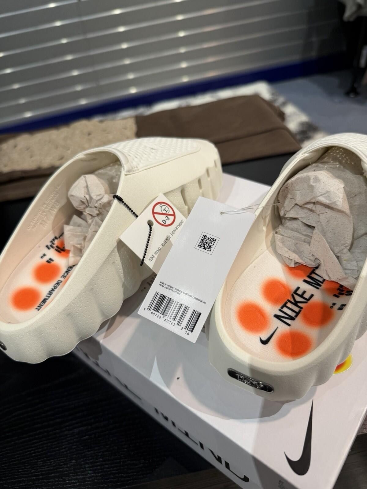 Nike Size 8W/7M Nike Mind Slide 001 Sail Brand New Women Release Size US 8 / EU 41 - 6 Thumbnail