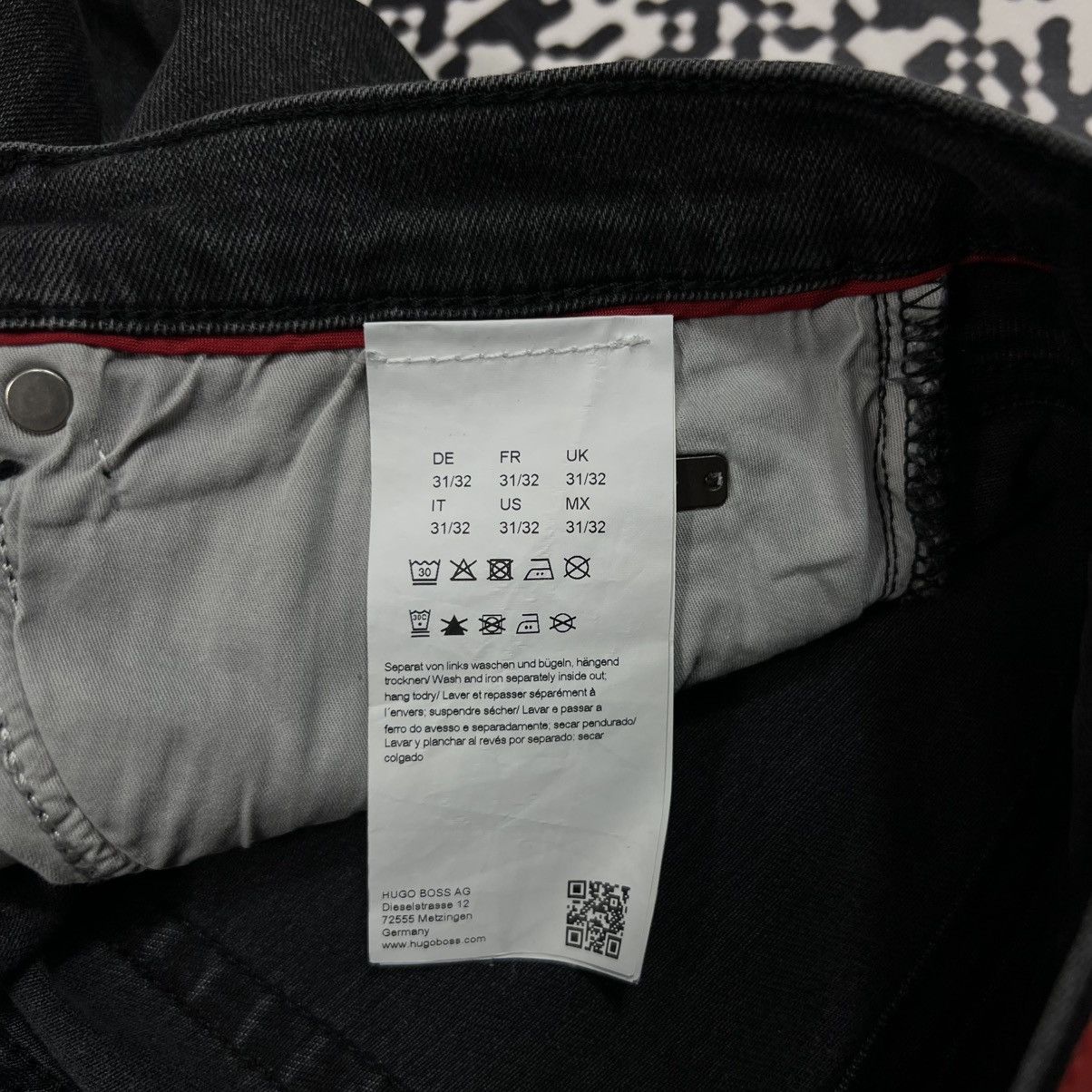 Hugo Boss HUGO BOSS 634 Casual Basic Denim Jeans Size US 31 - 15 Thumbnail