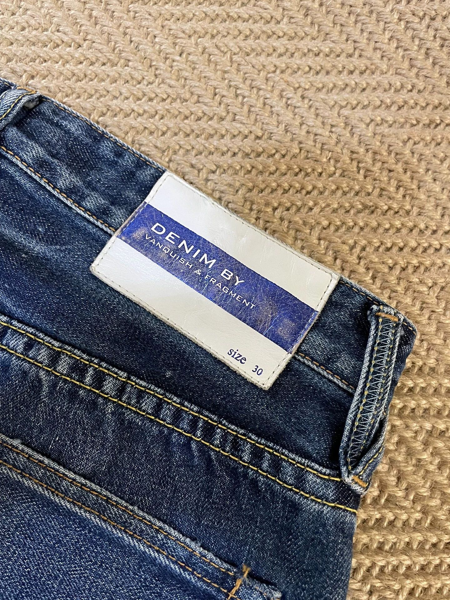 Vanquish VANQUISH x FRAGMENT 9L Distressed Jeans Rhtns Lng Size US 30 / EU 46 - 8 Thumbnail