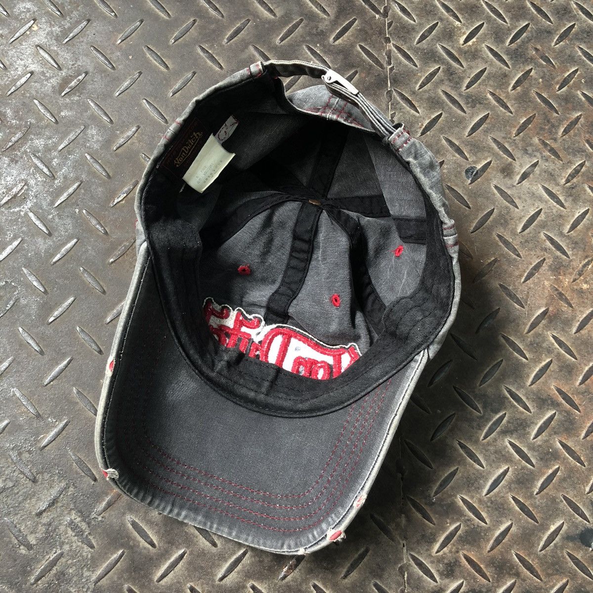 Von Dutch 🚫 SOLD 🚫 Vondutch Spell Out Distressed Hat Greywashed Size ONE SIZE - 7 Thumbnail