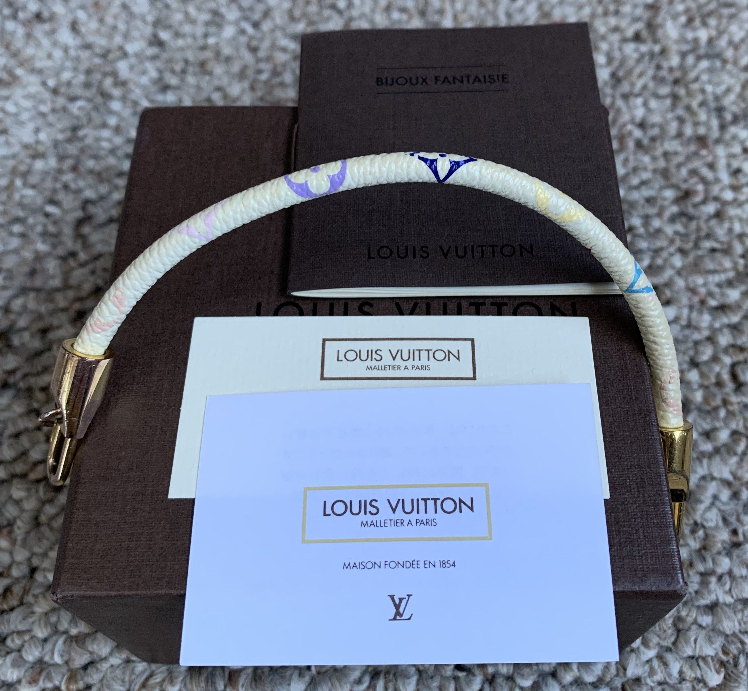 Louis Vuitton × Takashi Murakami S/S 2003 Louis Vuitton x Murakami Monogram Luck It Bracelet Size ONE SIZE - 3 Thumbnail