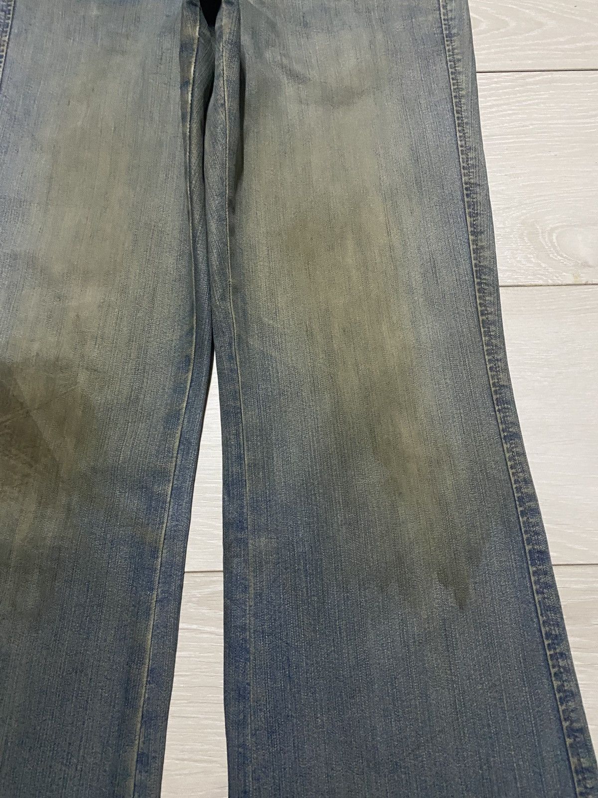 Japanese Brand Vintage Japanese Brand Crazy Mud Wash Distressed Flare Jeans Size US 30 / EU 46 - 8 Thumbnail