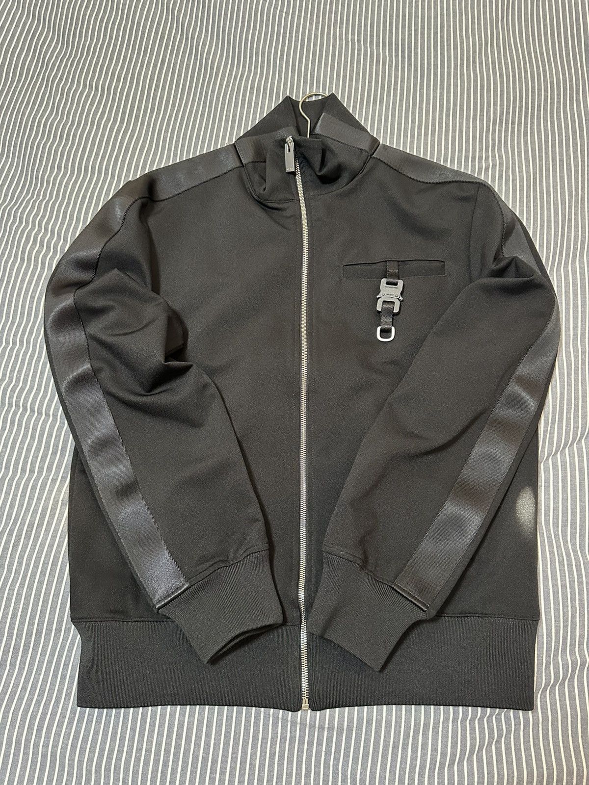 1017 ALYX 9SM 1017 Alyx 9sm Track Jacket Size US S / EU 44-46 / 1 - 1 Thumbnail