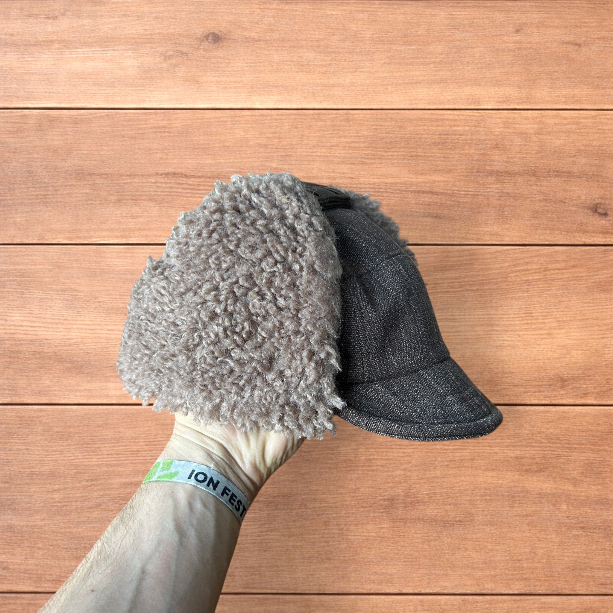 Japanese Brand Fluffy Woolen padded trapper deer stalker hat cap in brown. Size ONE SIZE - 8 Thumbnail
